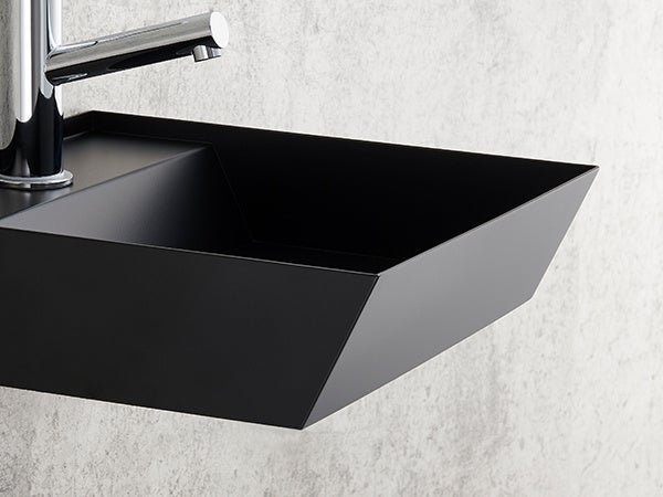 前面のテーパー形状