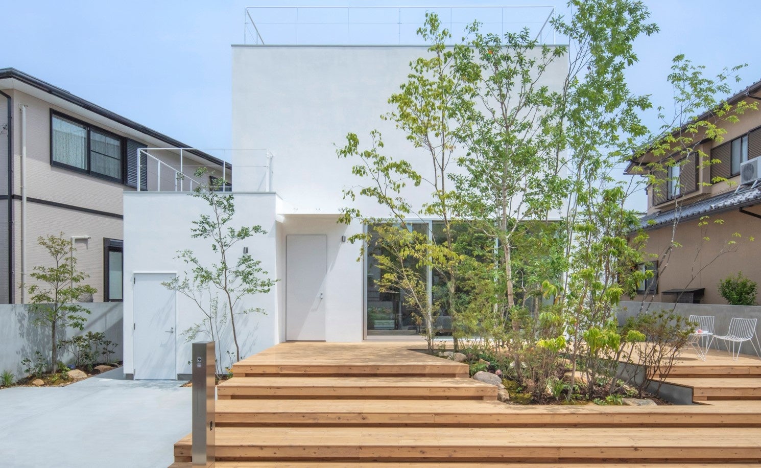 フラッグシップハウス外観