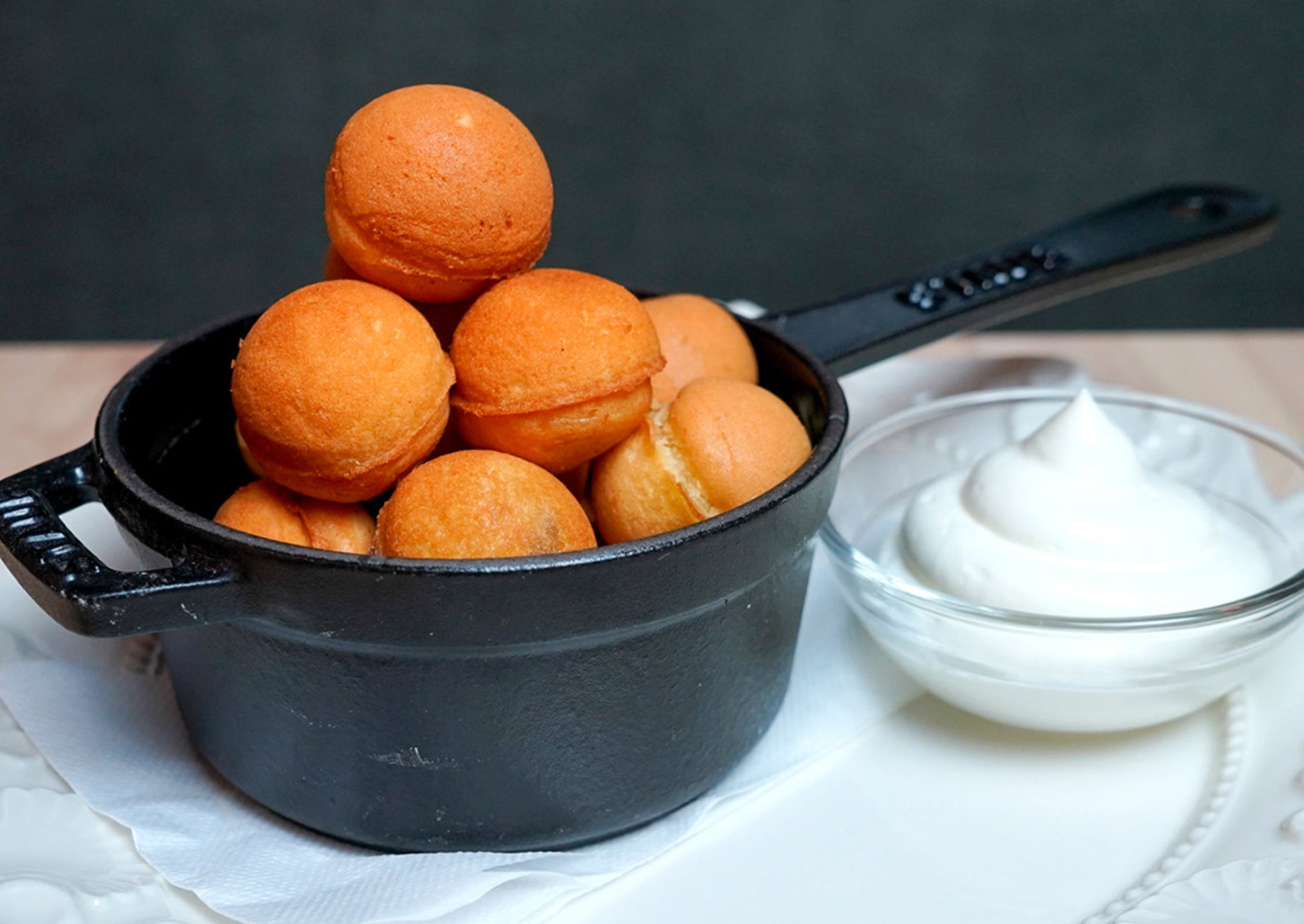 発酵バターボールのベビーカステラ　¥500