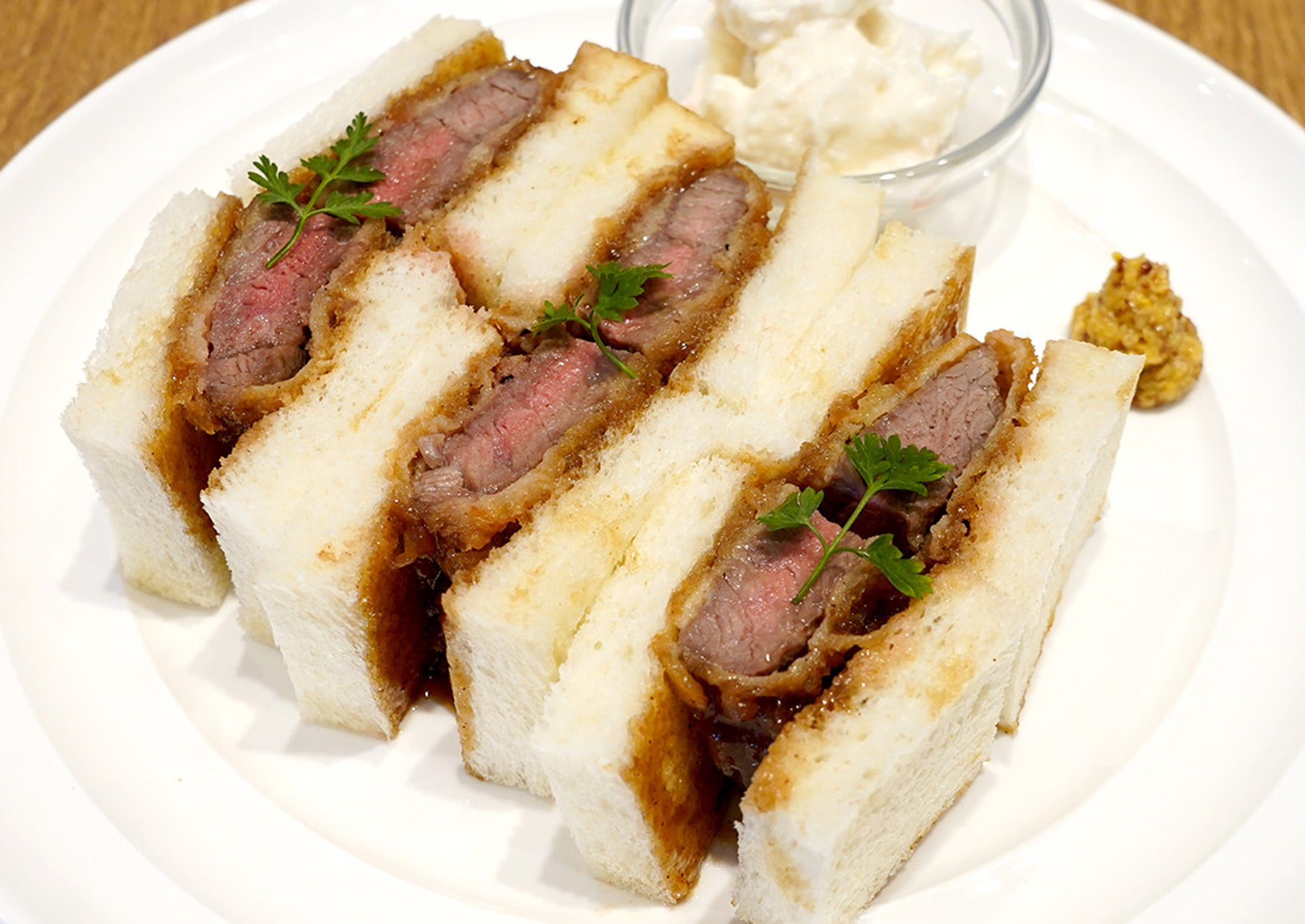 牛カツサンド　¥1,500