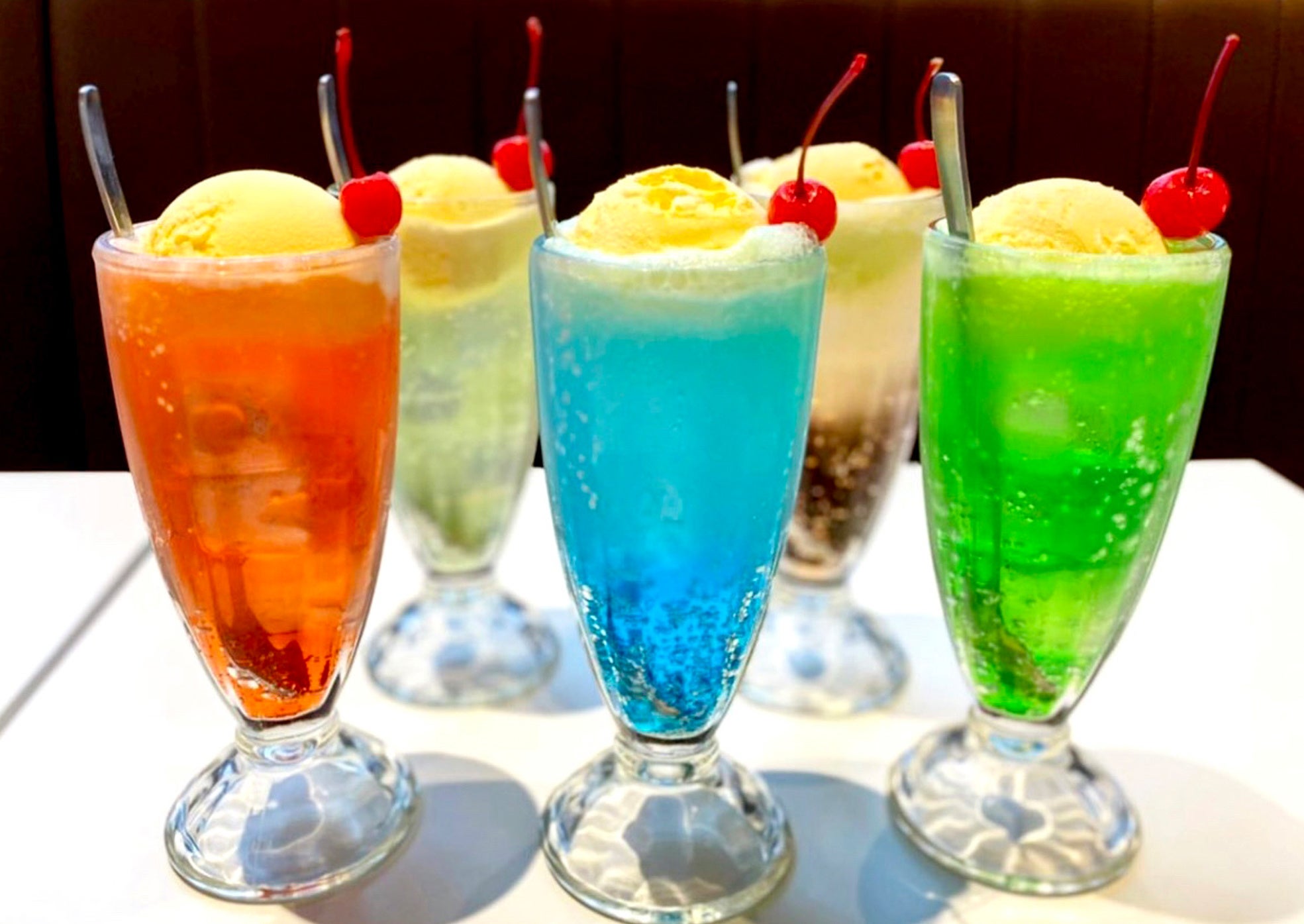 クリームソーダー 各￥650