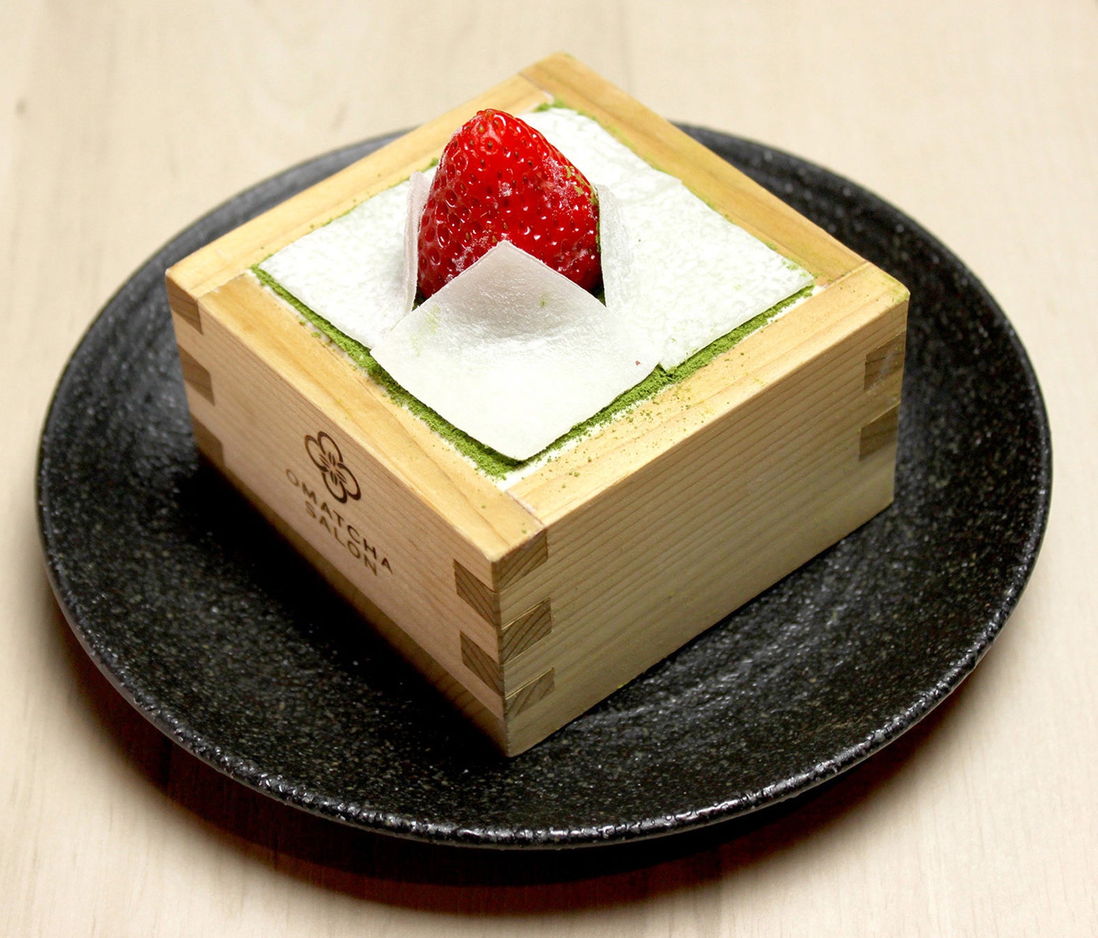 「いちご大福の生ティラミス ~お茶セット~」1,100円