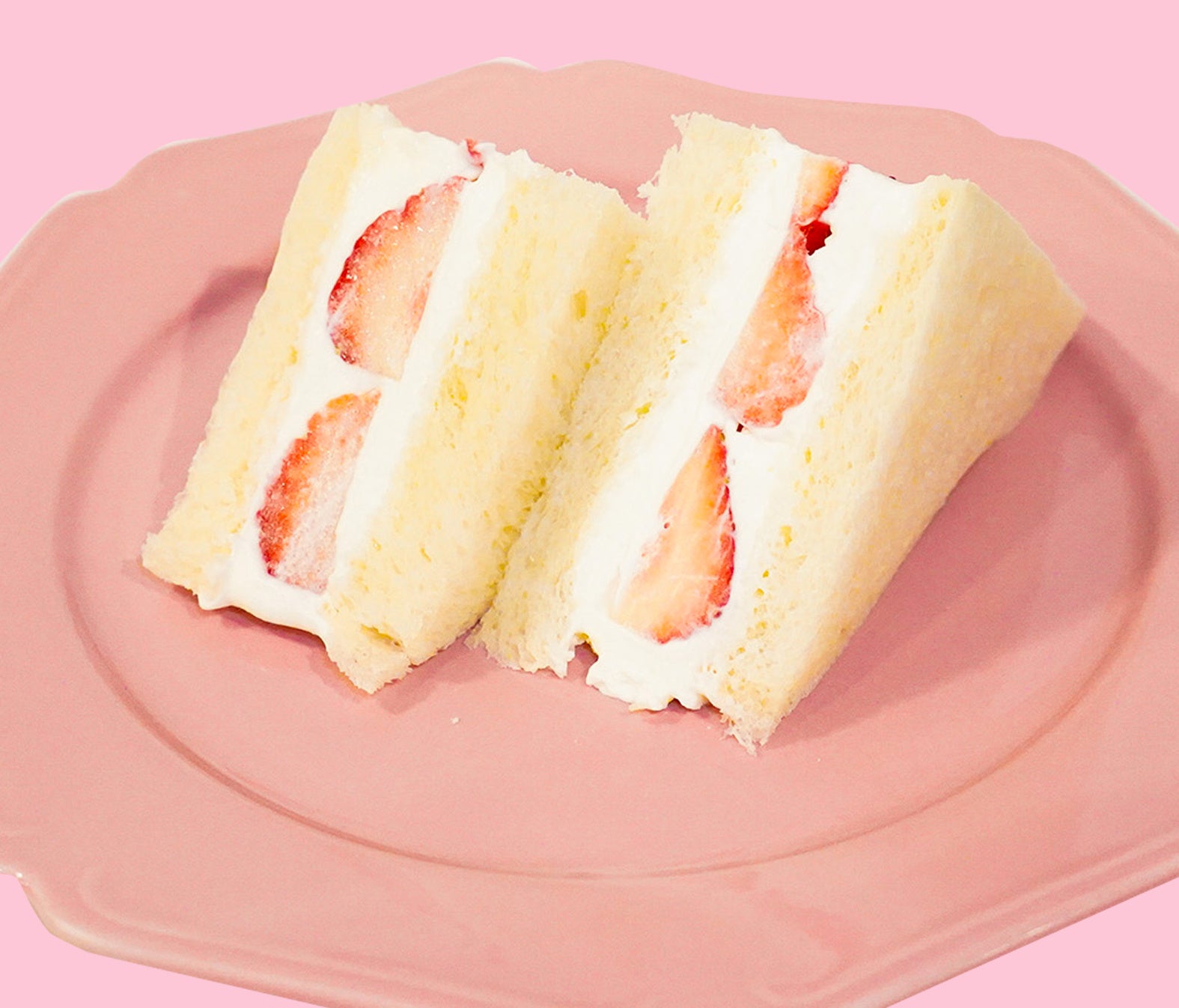 いちごのフルーツサンドウィッチ¥750