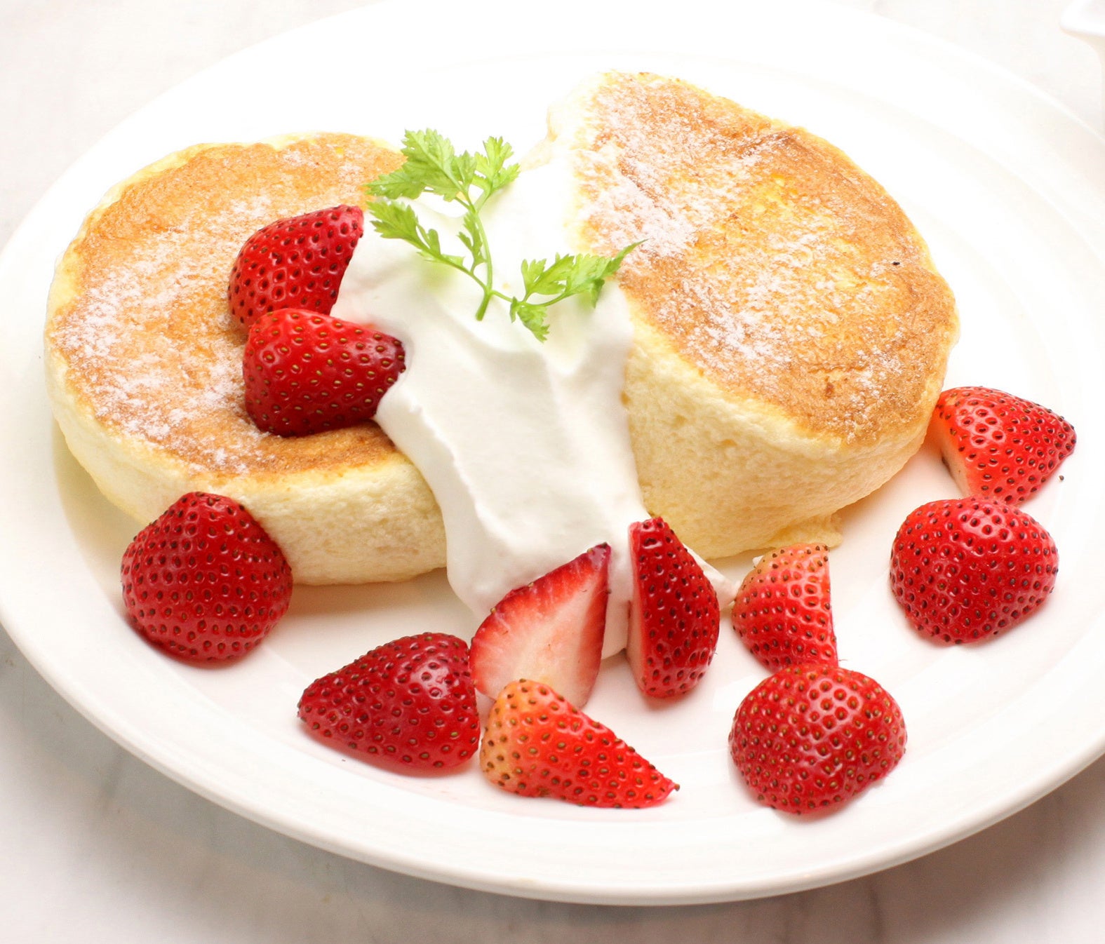 いちごのスフレパンケーキ¥1,400