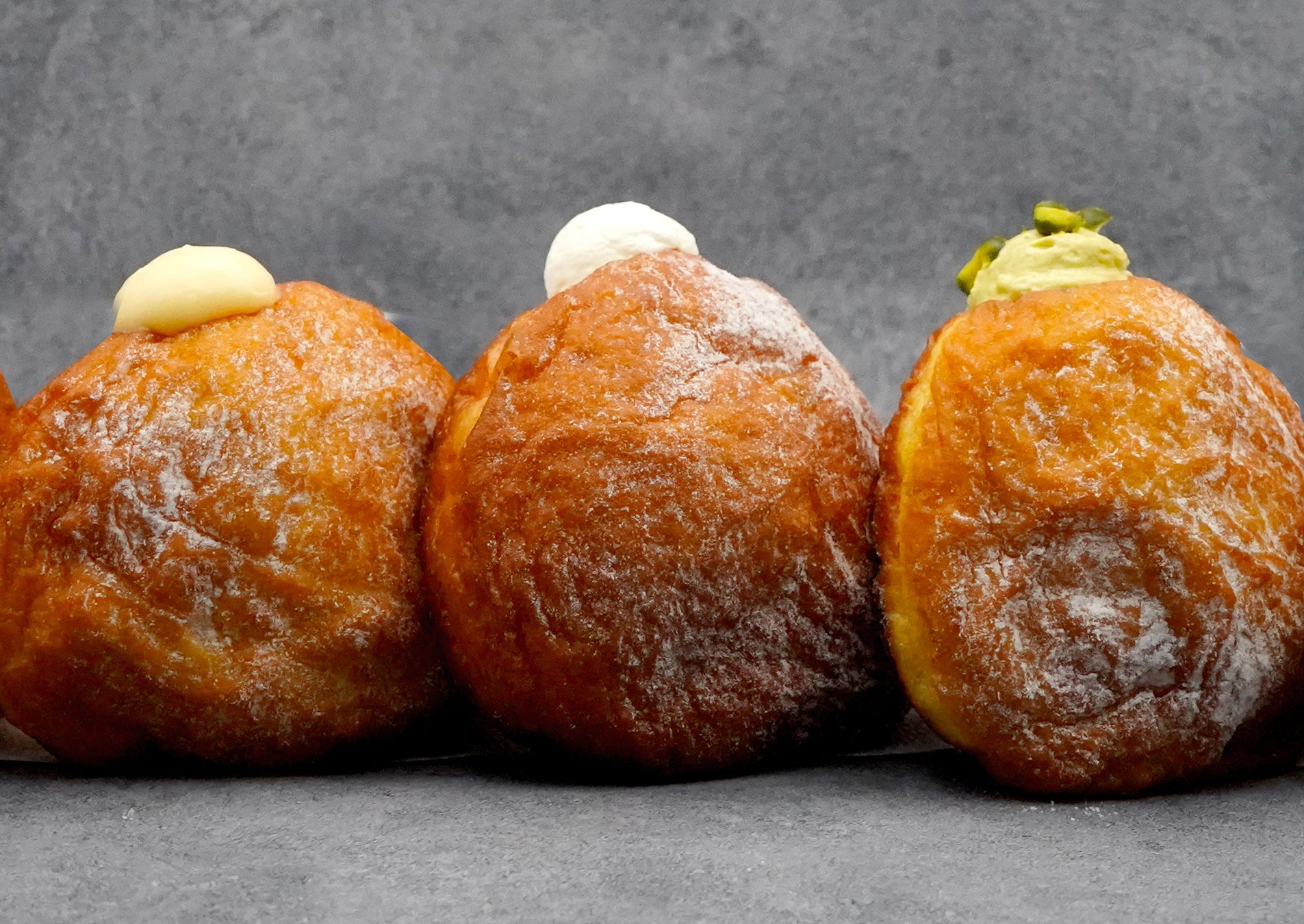 ボンボローニ【生ドーナツ】¥430〜