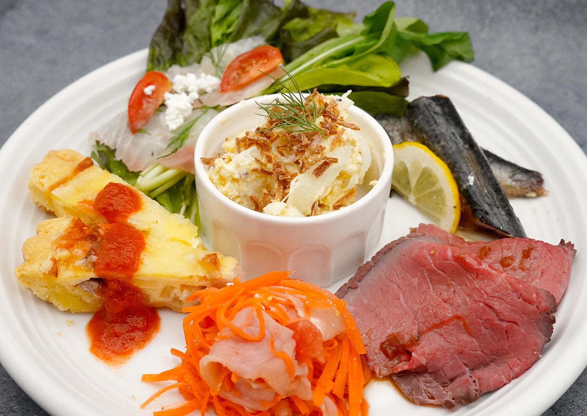 前菜の盛り合わせ¥1,400(2人前)