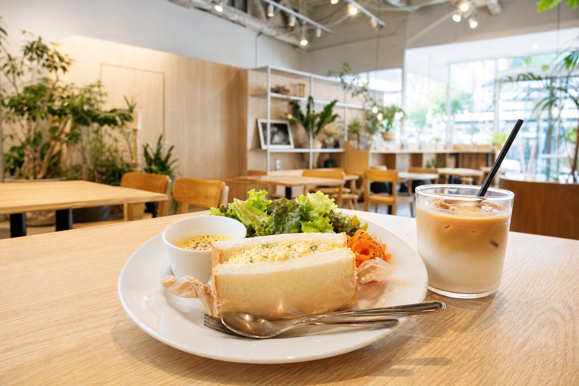 「Pride of Gesha 2026」落札ロットが日本に到着、エチオピア・Gesha VillageのコーヒーをLEAVES COFFEEへ納品