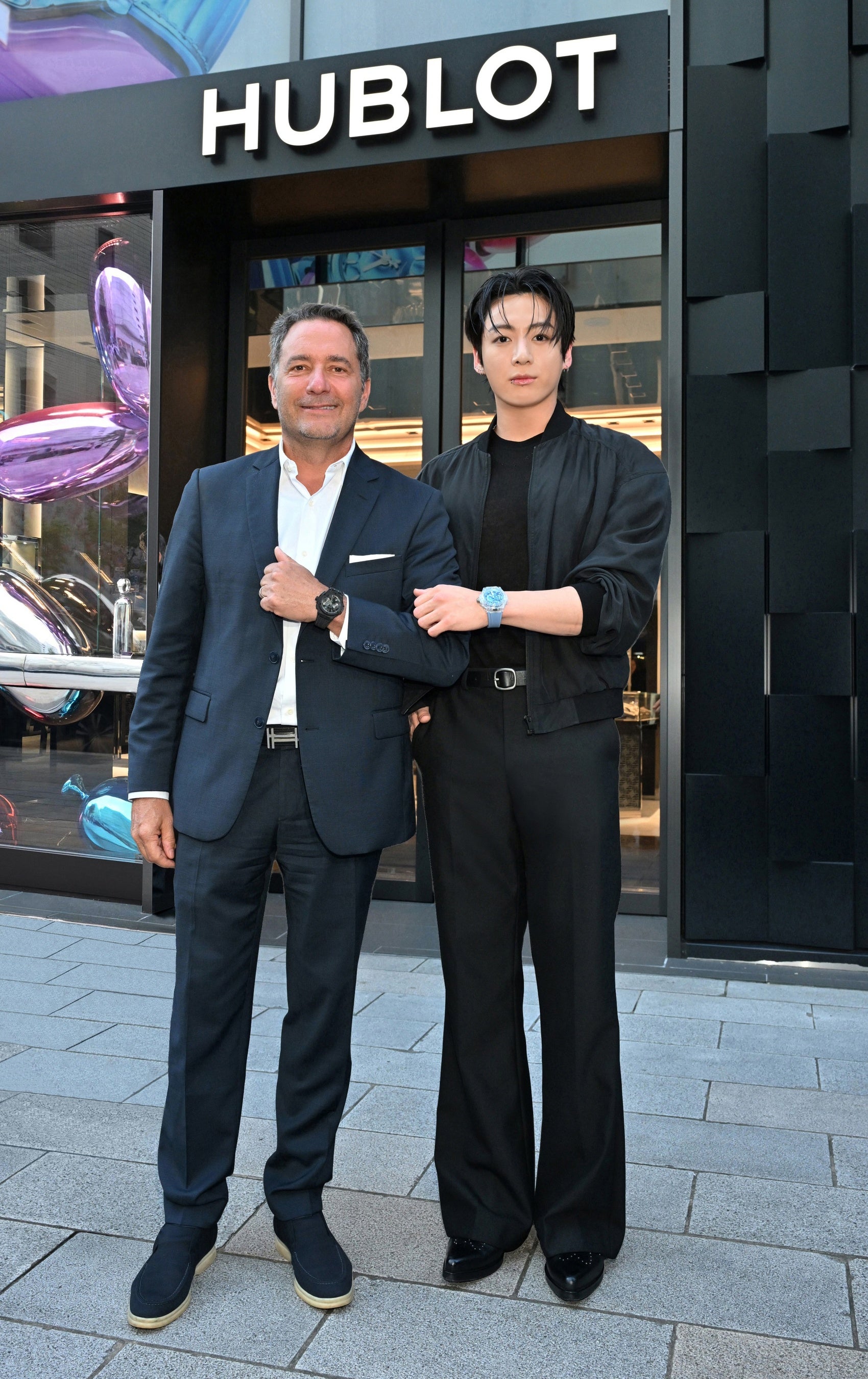 【ウブロ】グローバル ブランドアンバサダー、ジョングクさん「ウブロ銀座ブティック」に初来店