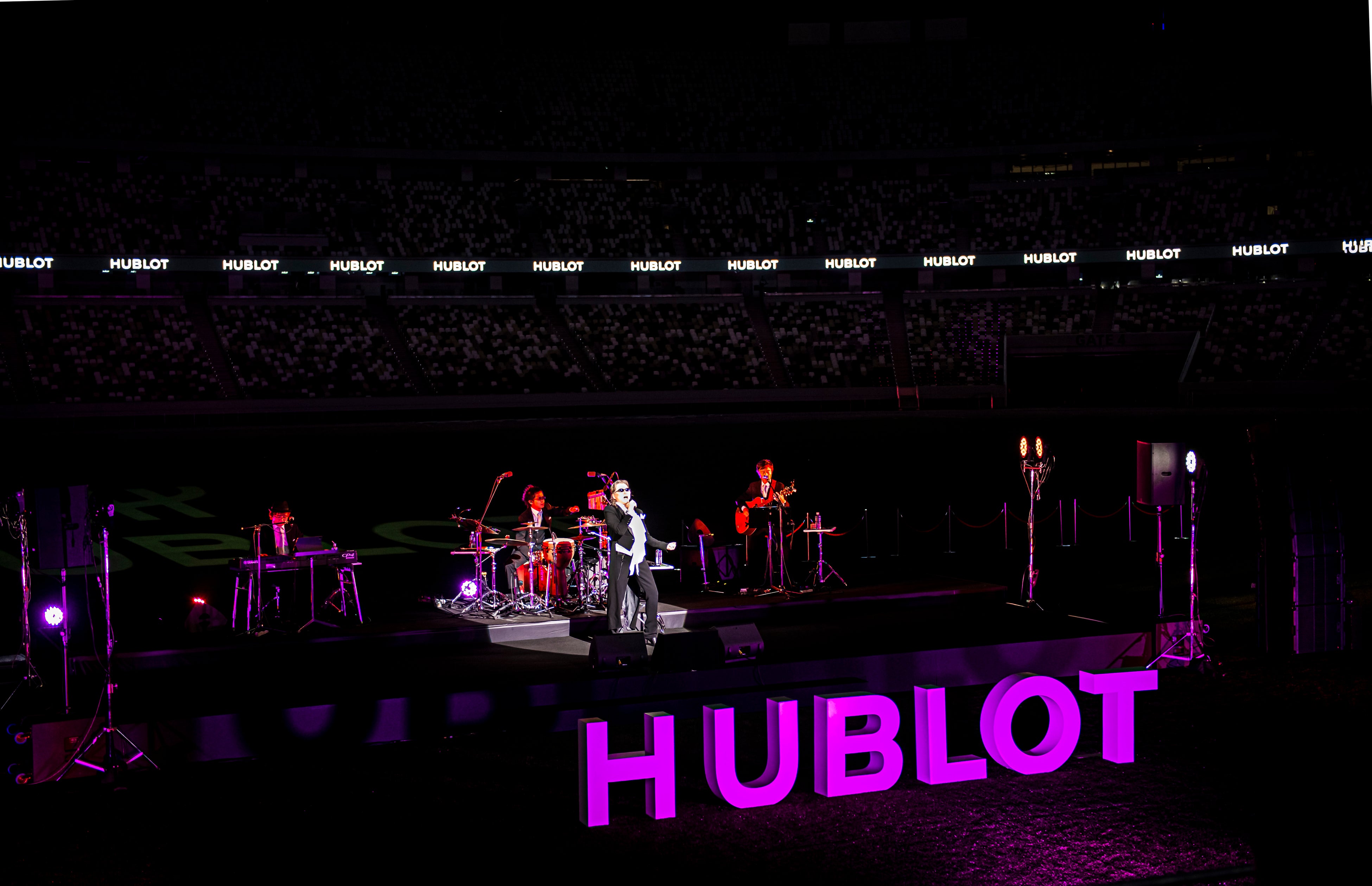 石井竜也さんによるライブ