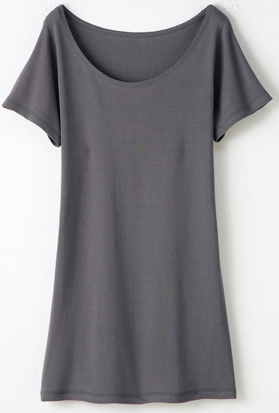 チャコールブラウン