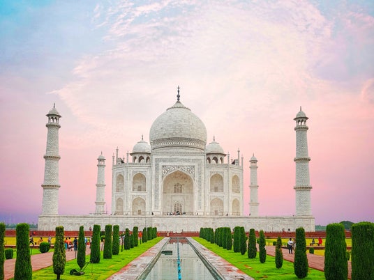 【世界遺産タージ・マハルと出会う夏】日本語ガイド付きツアー8月末までの特別価格で! 【世界遺産タージ・マハルと出会う夏】日本語ガイド付きツアー8月末までの特別価格で!