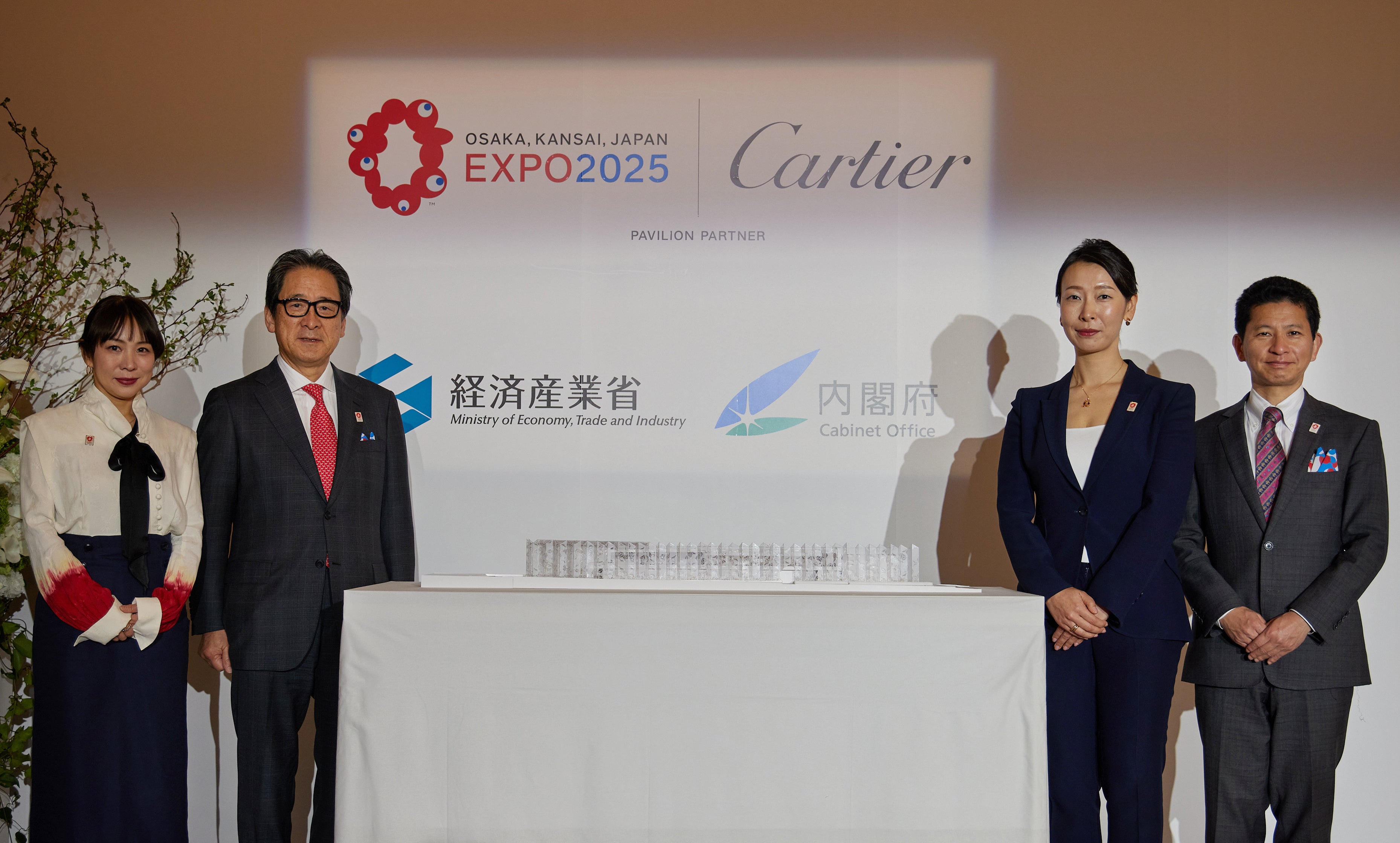 カルティエ、国際女性デーに2025年大阪・関西万博「ウーマンズ