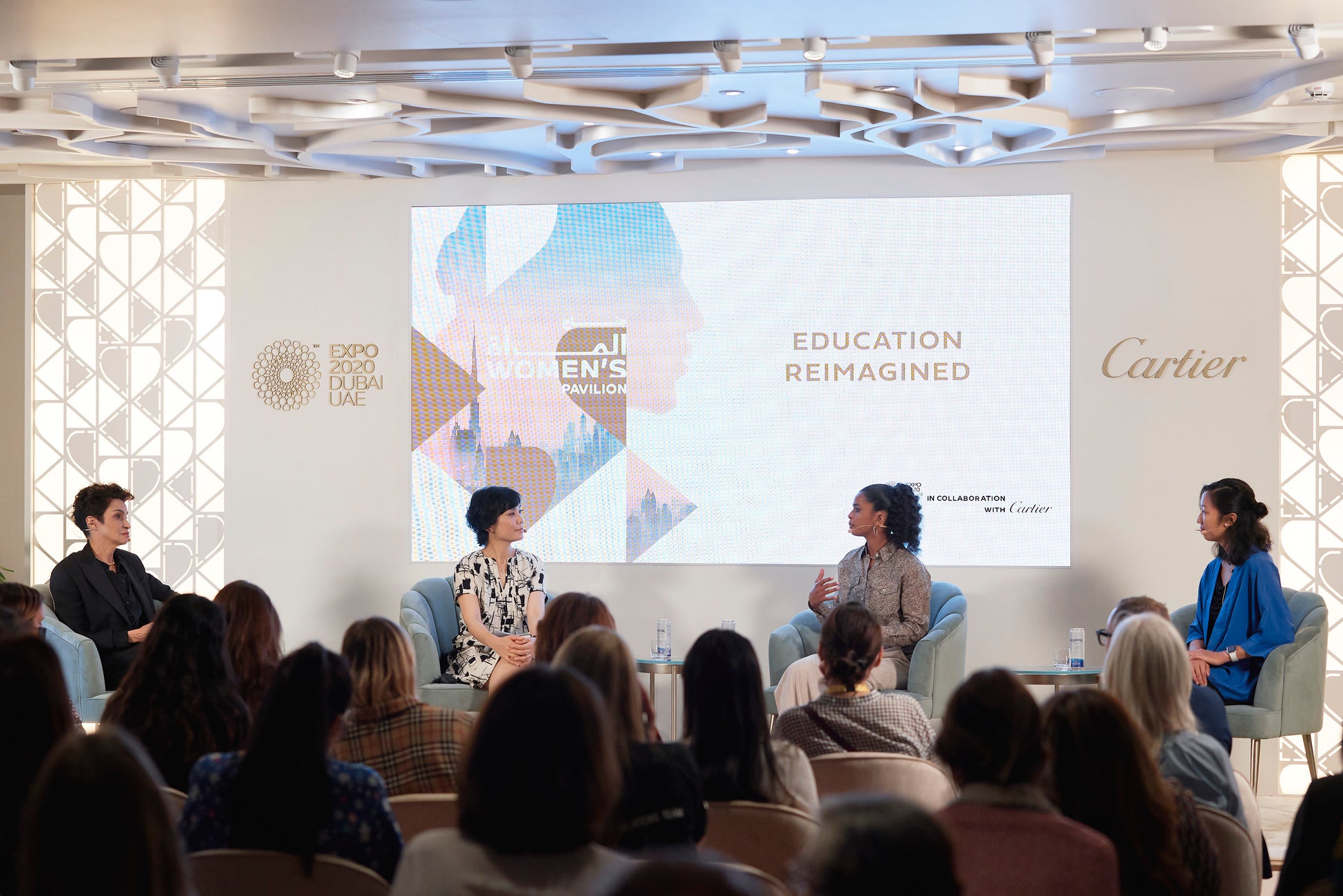 ウーマンズ パビリオン内 マジュリスでのトークイベントの様子(C) Cartier