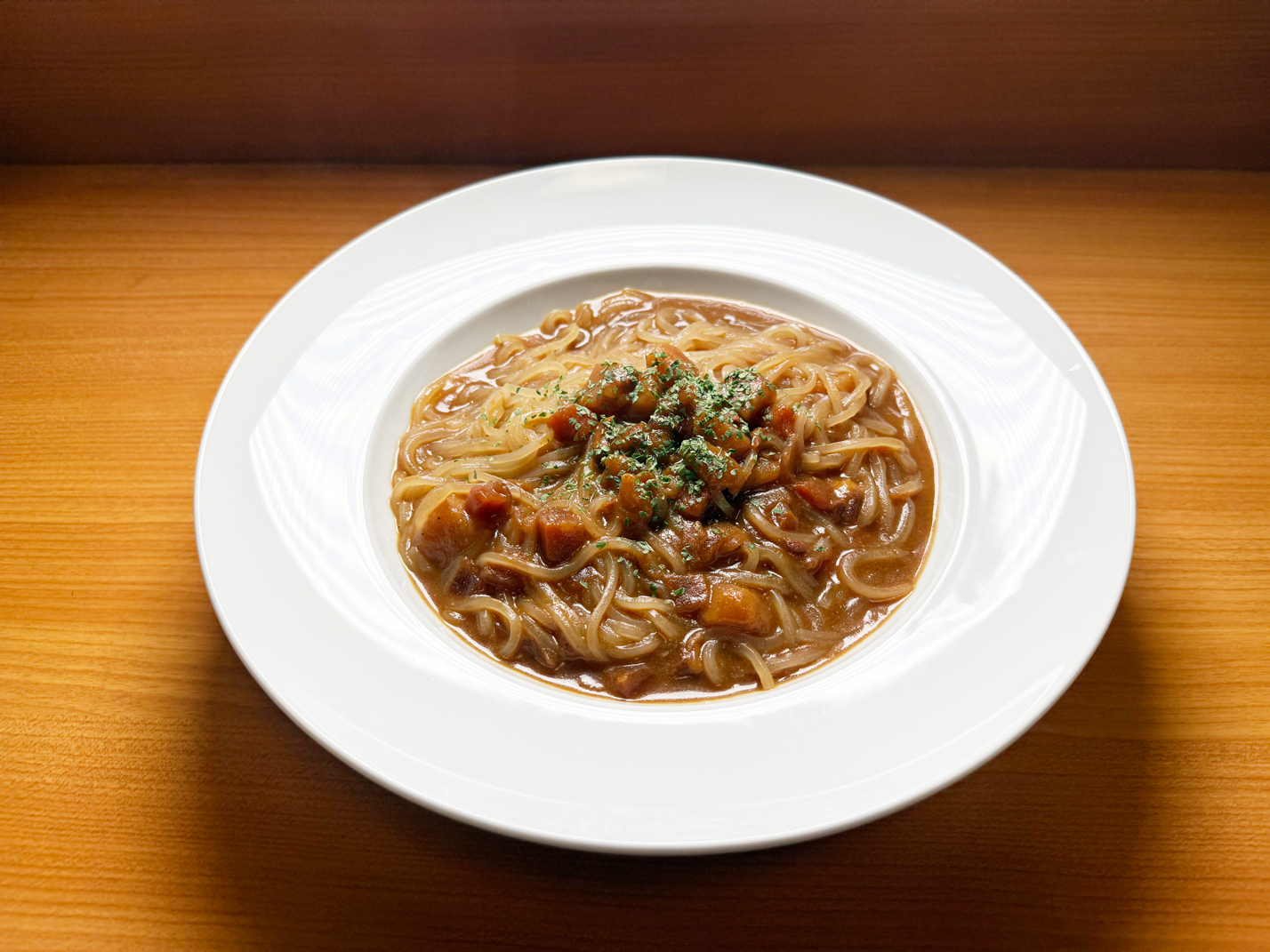冷麺専門店「東京冷麺」（秋葉原）カレー冷麺が4月17日で今季終了──秋冬シーズンの再登場を予定