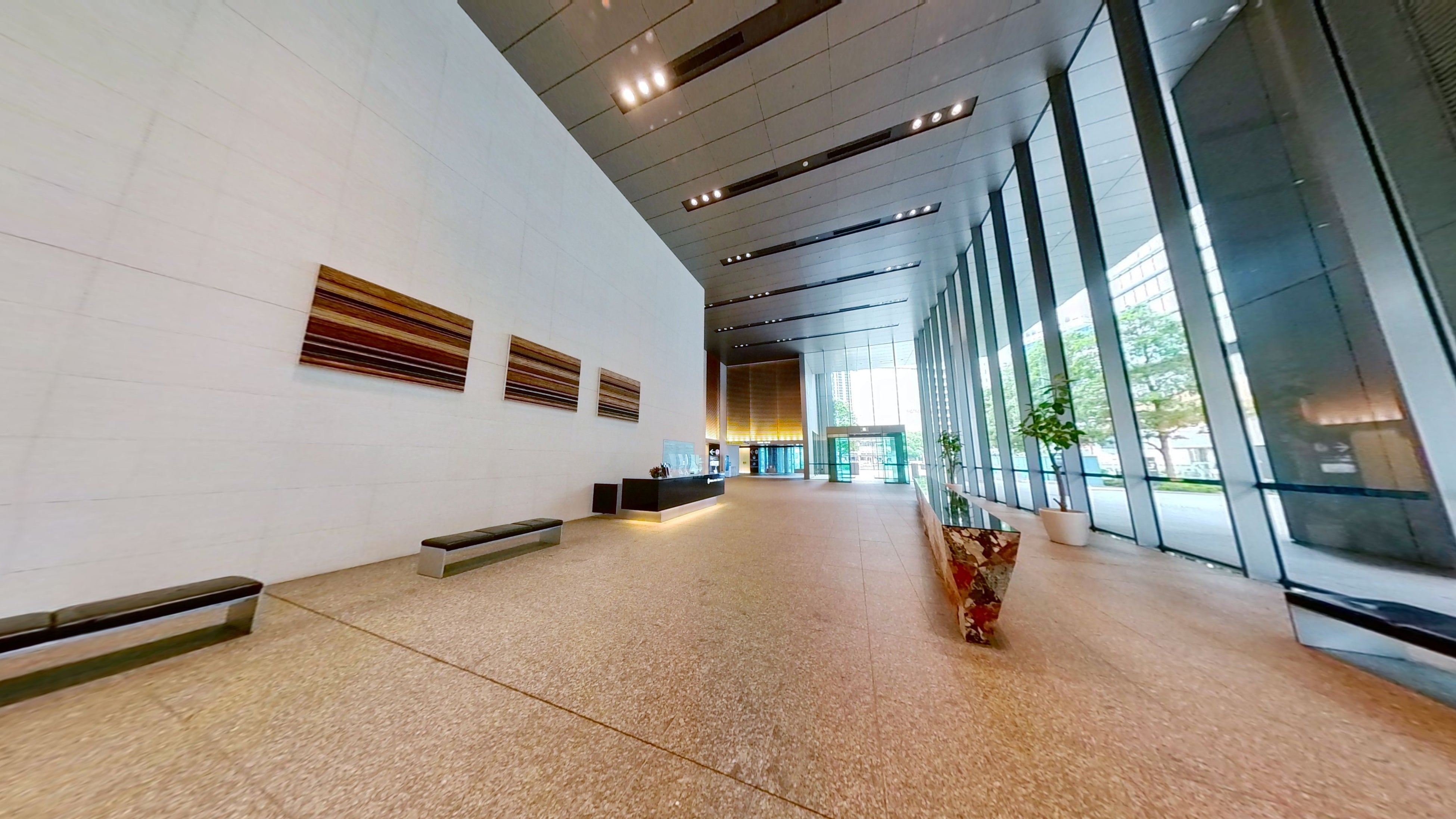 ミッドランドスクエア内観