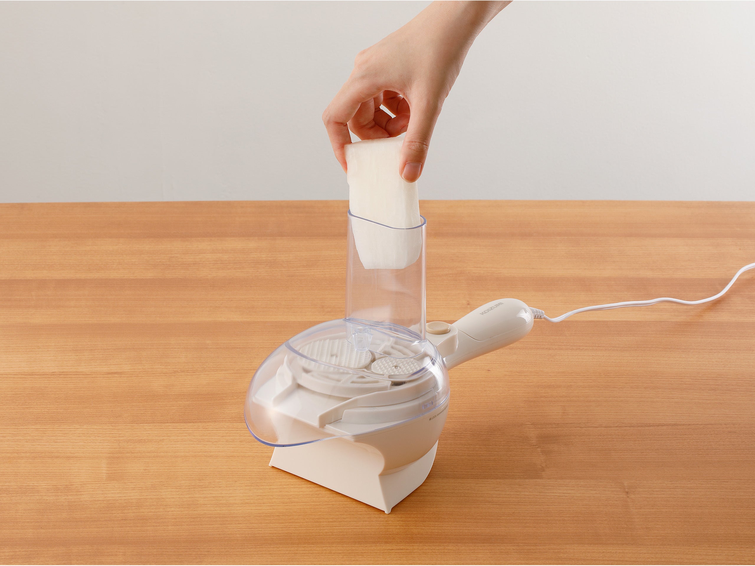 カットした大根を入れ