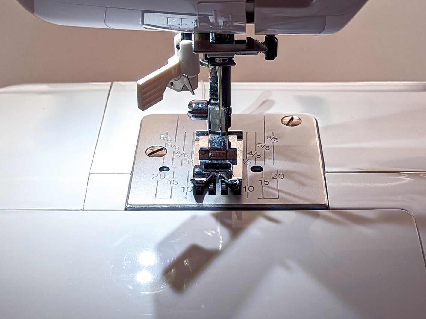 手元を照らすLEDライト