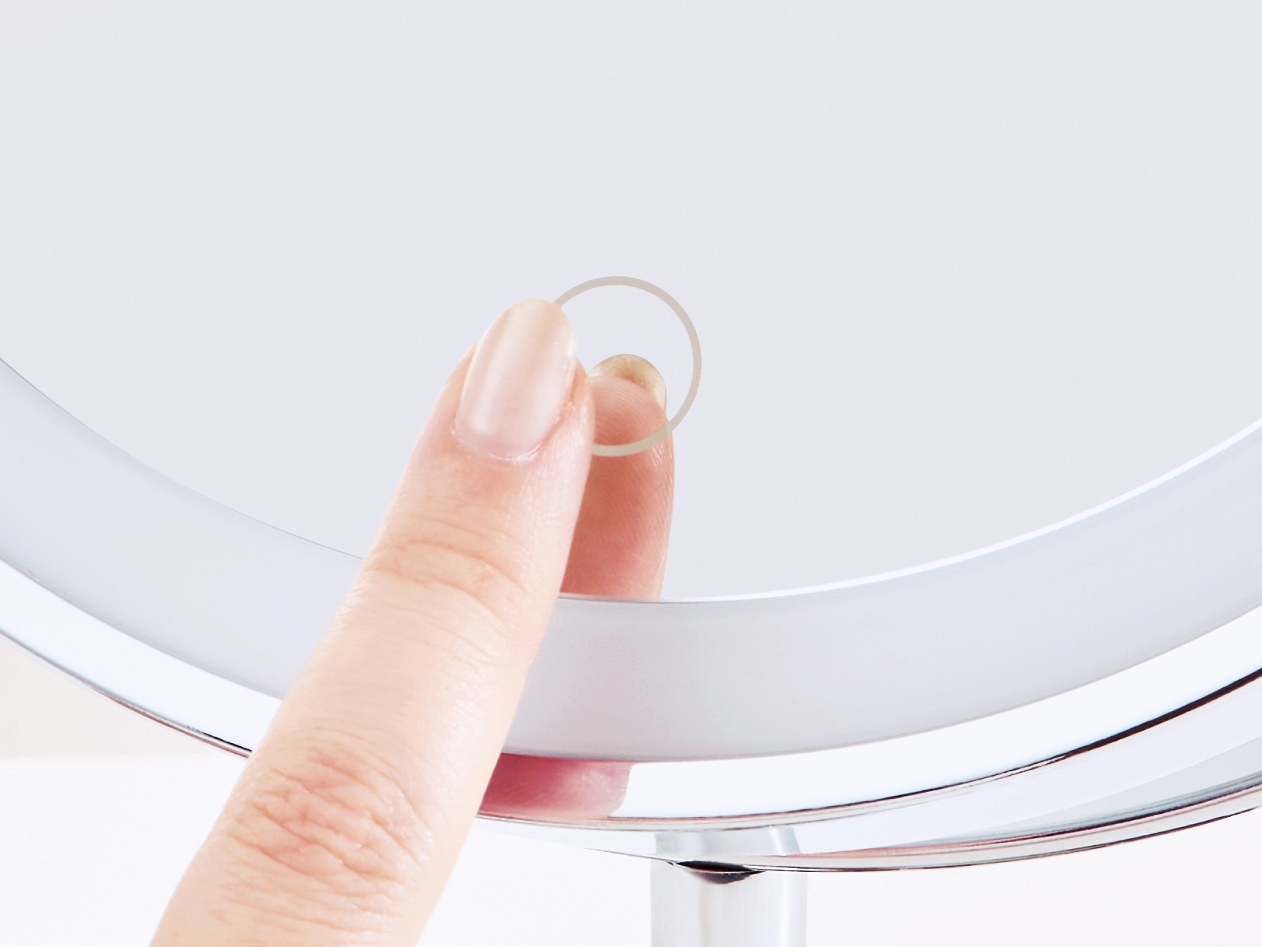 タッチセンサーで調色