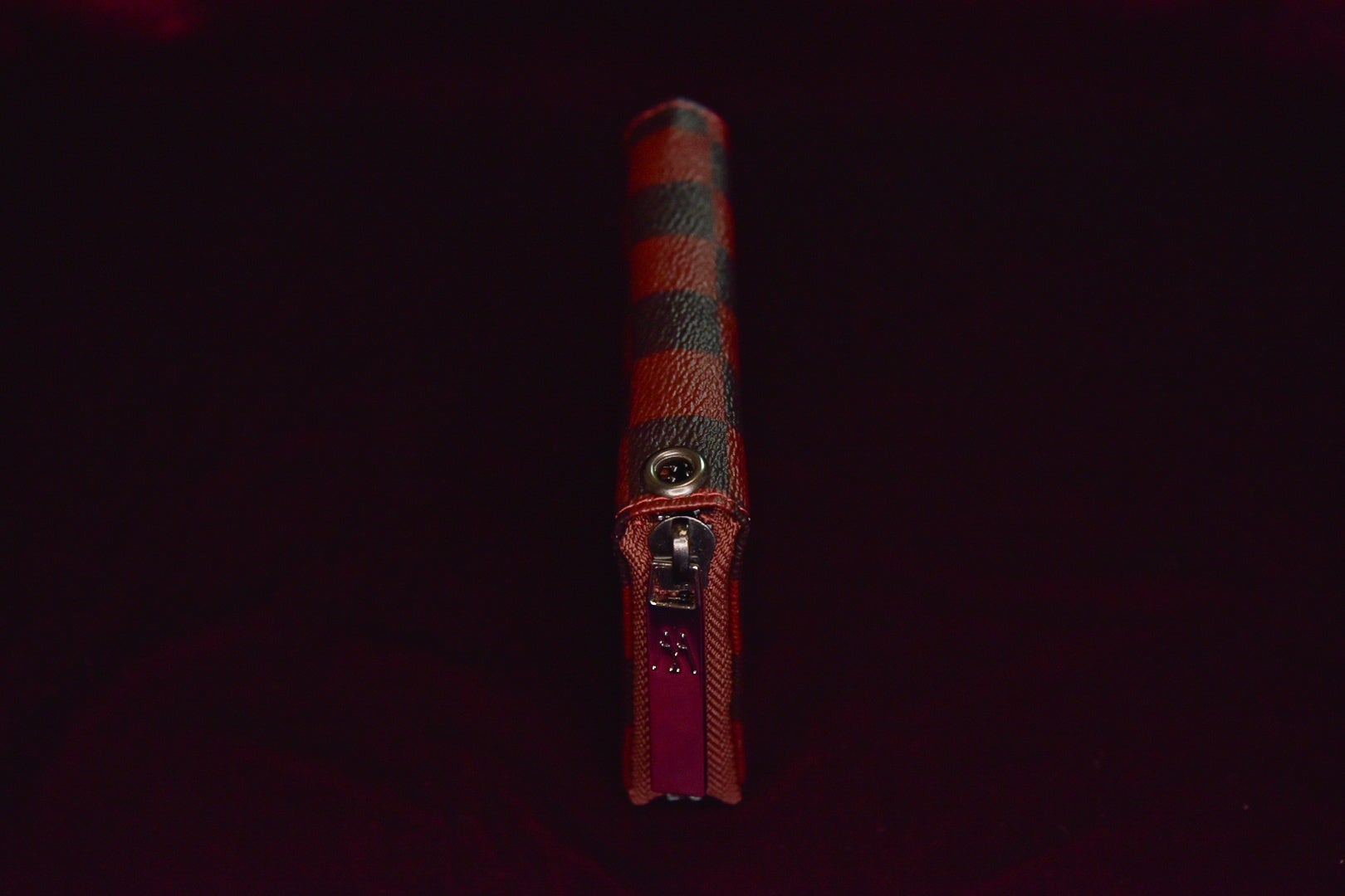 ハピメア 長財布 マルチケース パープルソフトウェア ハピメア』シリーズの世界観を具現化した普段使いできる