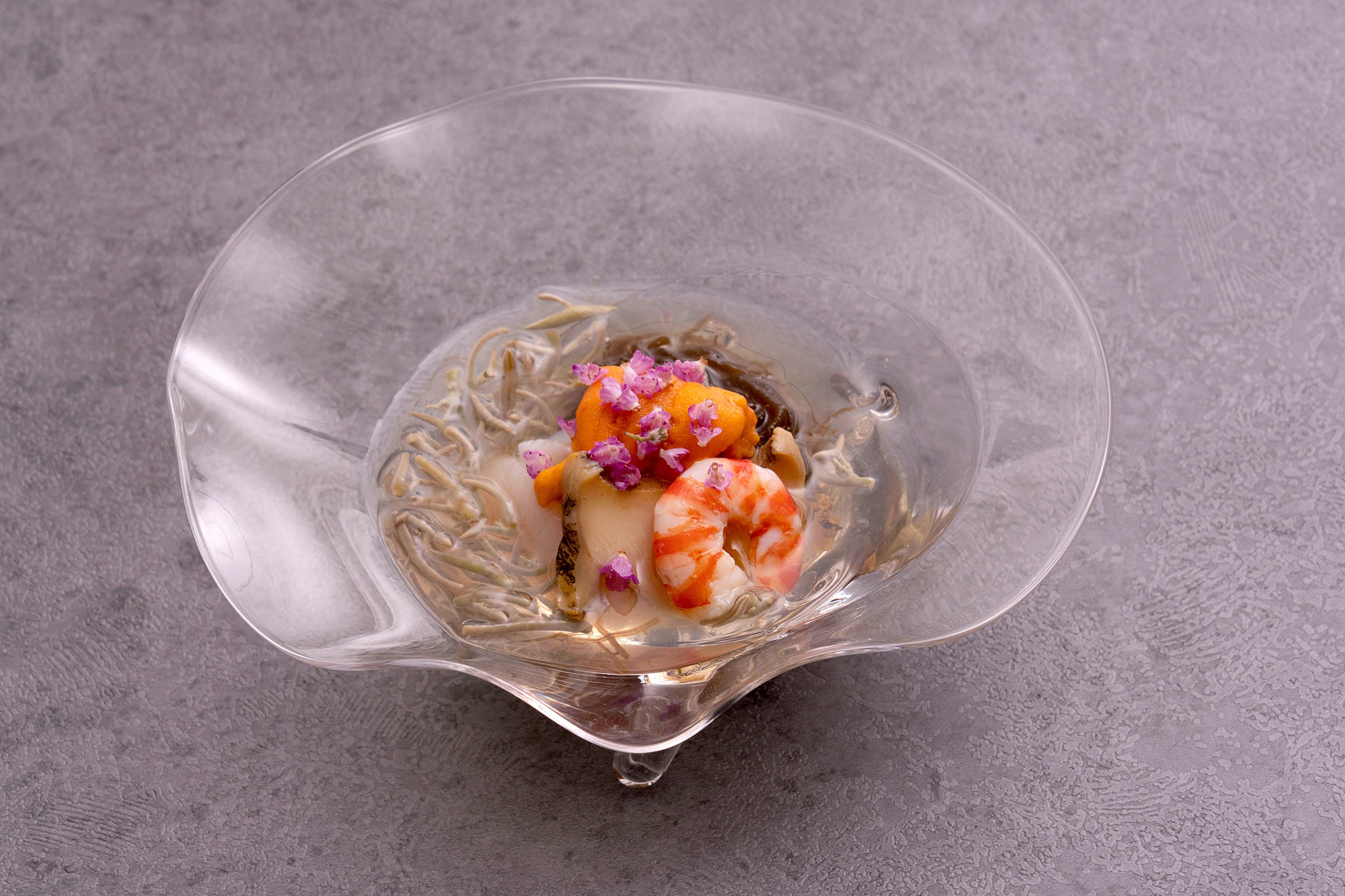 蓴菜ともずくの海鮮酢の物