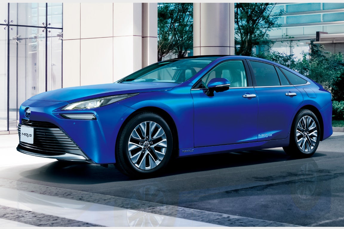 実車展示・給電を行う「トヨタ自動車MIRAI」