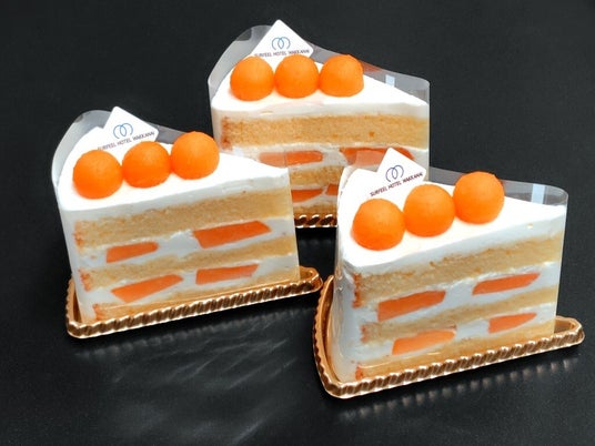 【夏限定】夕張メロンを贅沢使用した新作ケーキが登場|サフィールホテル稚内 【夏限定】夕張メロンを贅沢使用した新作ケーキが登場|サフィールホテル稚内