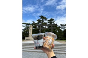 『食べ歩き文化がない島根に新たな風』 片手で楽しむカップ入りおつまみ『カプつま』発売。松江・出雲の食の魅力を発信し、観光客を呼び、地元にも親しまれる新スタイルで提供