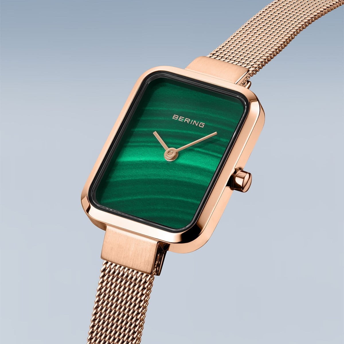 berw28 ベーリング腕時計 クラシック 13326-868ゴールド×グリーン BERING ベーリング】華やかな手元を演出する新作腕時計が店舗