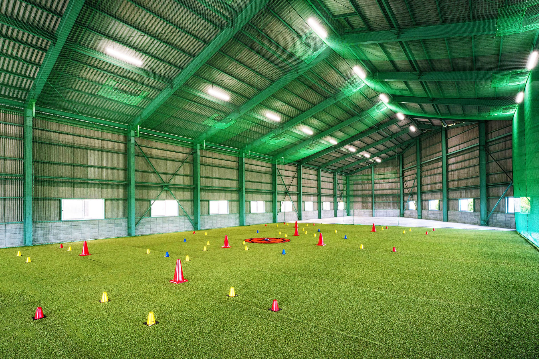 「地域とともに、空の未来を創る」【第一電子株式会社】国土交通省登録講習機関「DDKドローンスクール」開校/兵庫県小野市に約800㎡の大規模全天候型施設 | 第一電子株式会社のプレスリリース