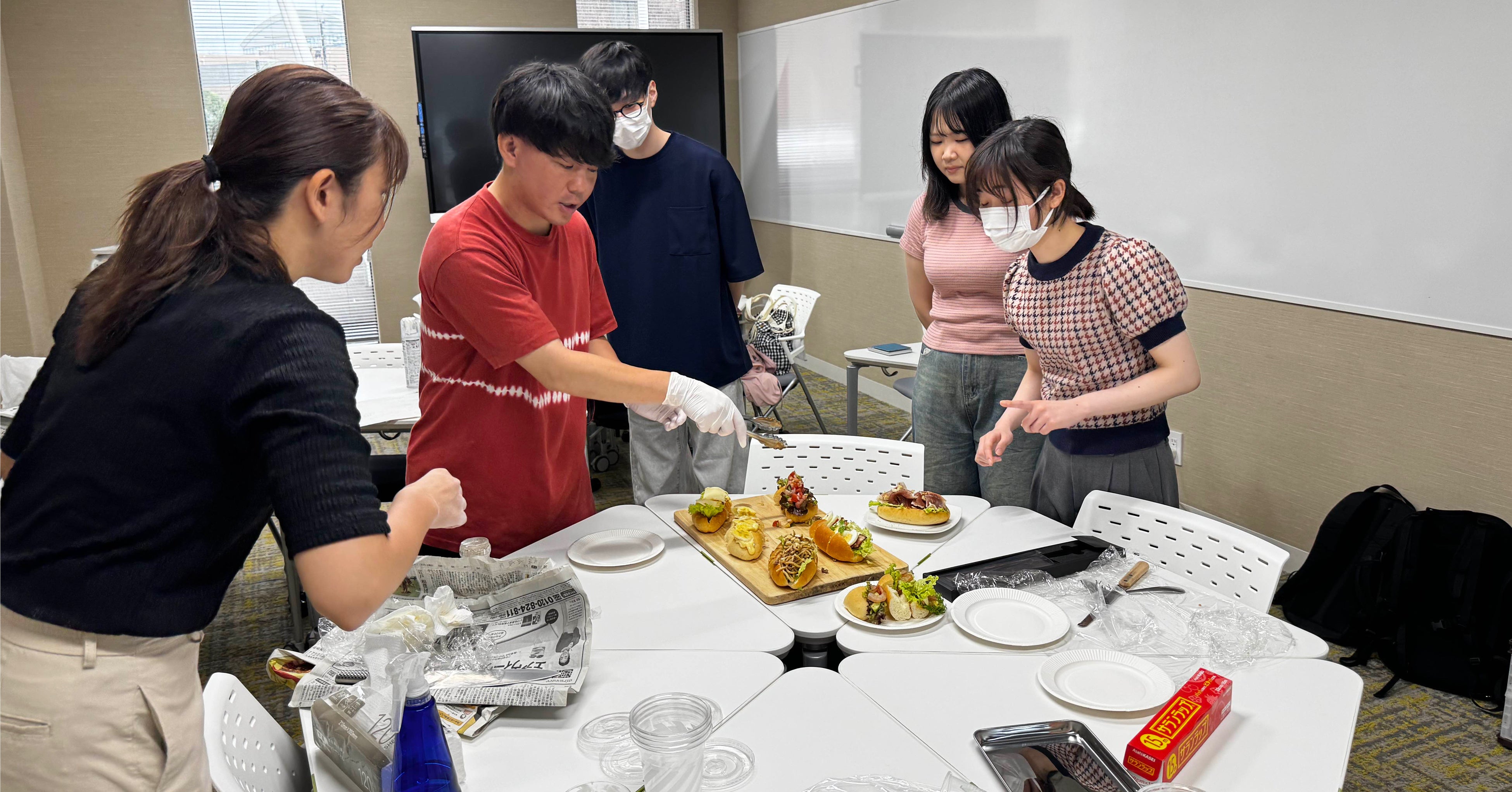 【大阪市城東区】学生と福祉事業所による地域密着型カフェ「つむぐ」期間限定オープン。大学と福祉現場が一体で地域ビジネスを実践する新モデル
