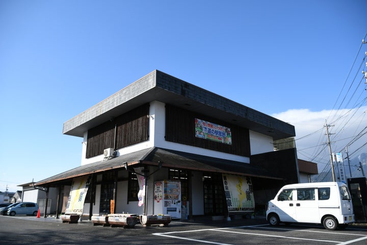 こもしかファン待望の新アイテム!今夏のイチオシ!水に濡らして何度も使える「こもしかひんやりネック」新発売‼ | 菰野町のプレスリリース