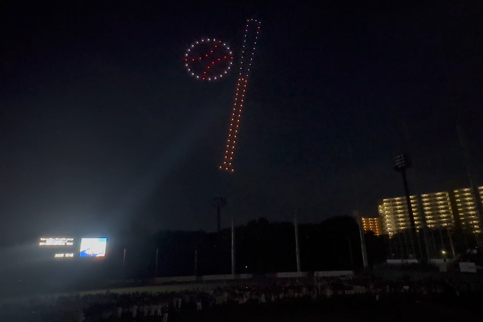 VISIONOID、中学生硬式野球「ポニーリーグ」全国大会の開会式で初のドローンショーを開催 | VISIONOID株式会社のプレスリリース