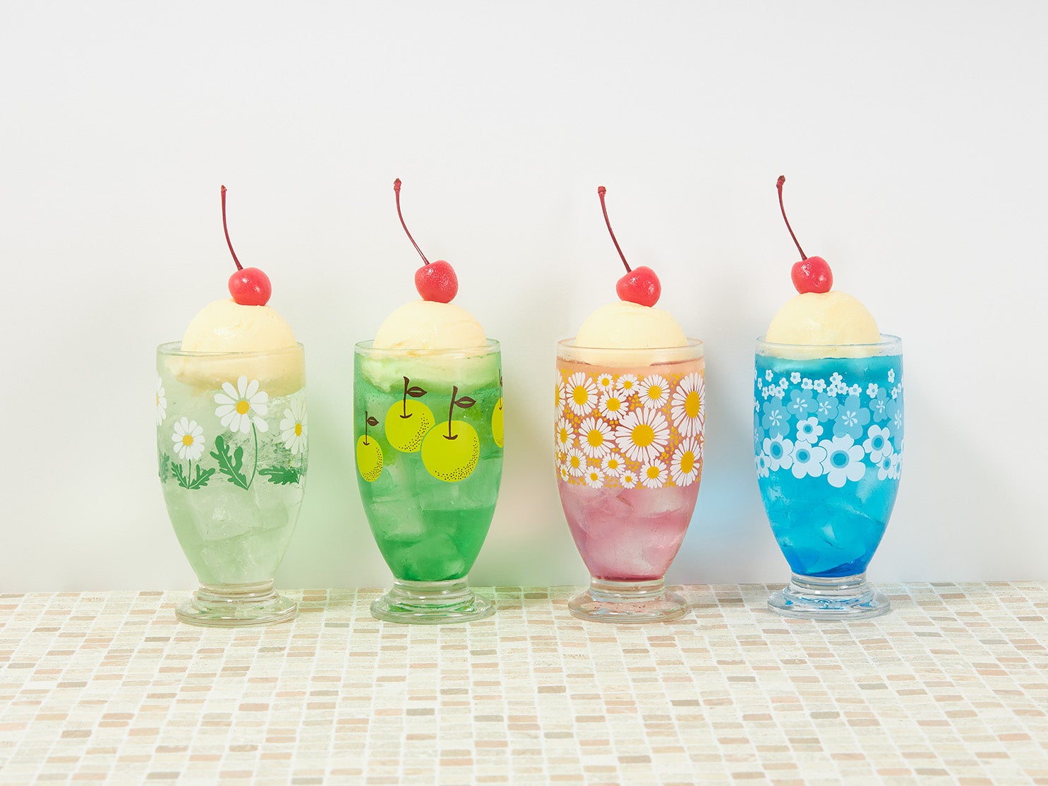 クリームソーダ 各￥1,200