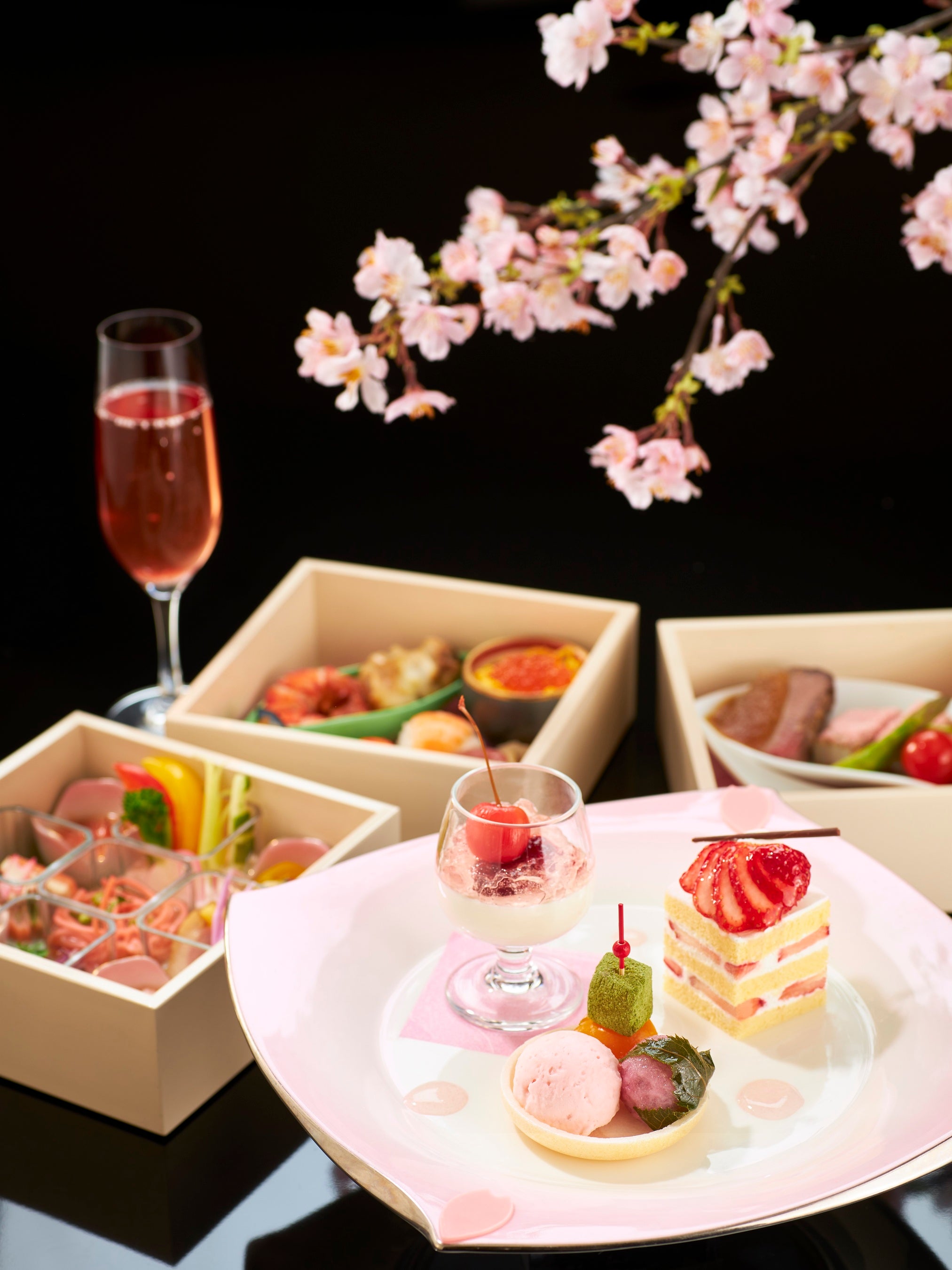 お花見小箱YOZAKURAイメージ