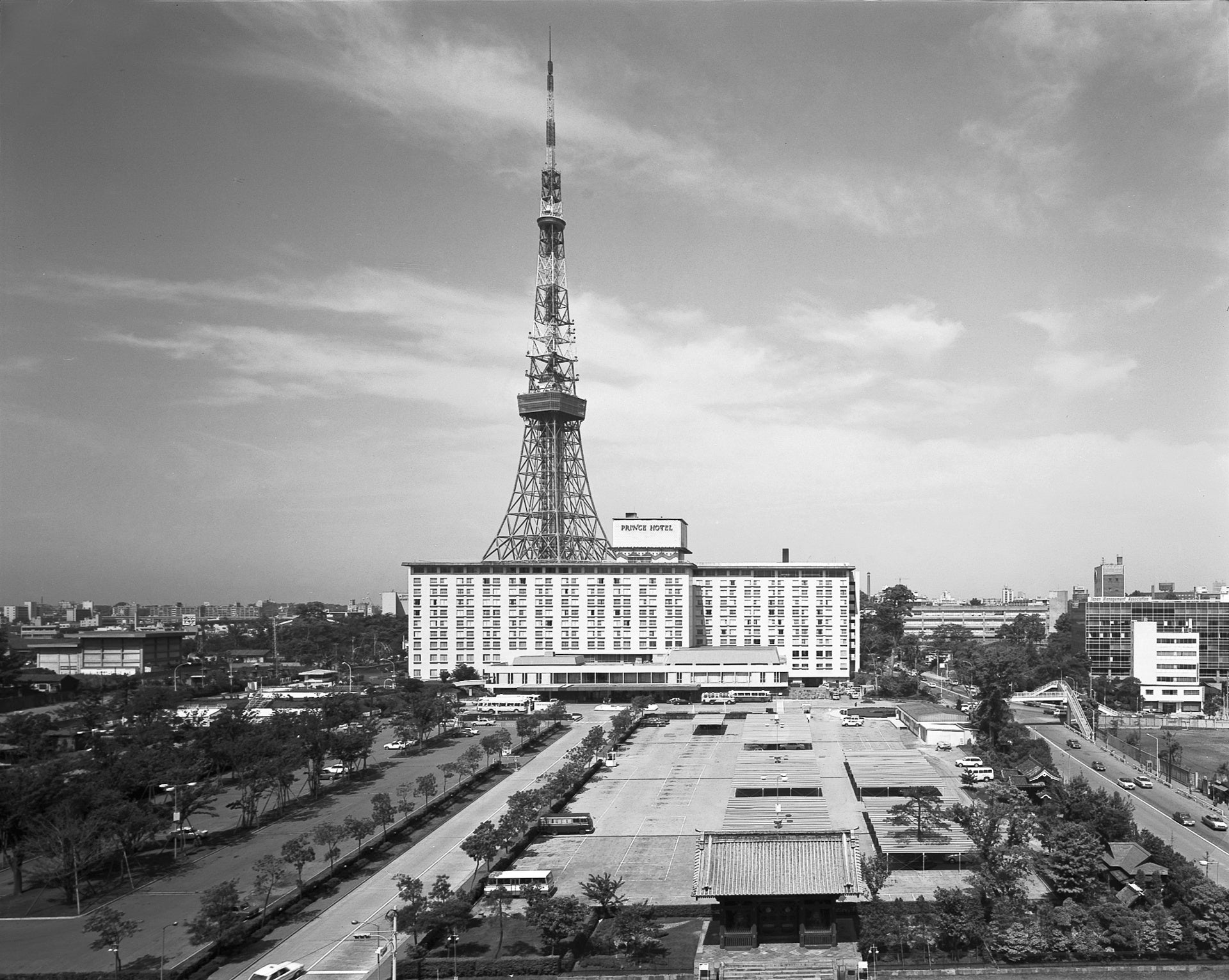 開業当時のホテル外観