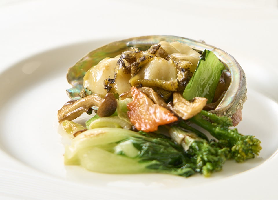 鮑と旬野菜の強火炒め　イメージ