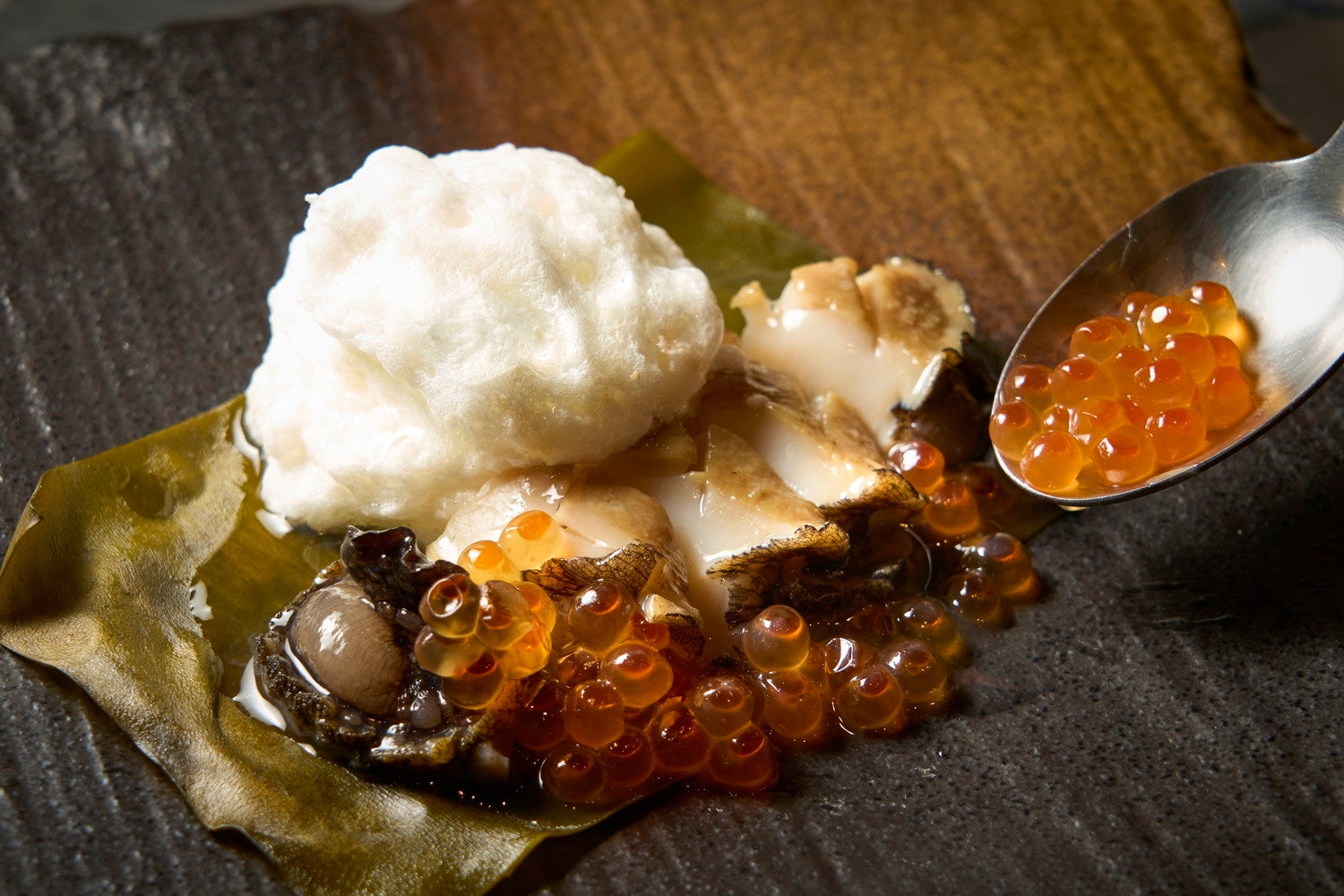 鮑のとろろ蒸しと合馬筍　銀餡仕立て　イメージ