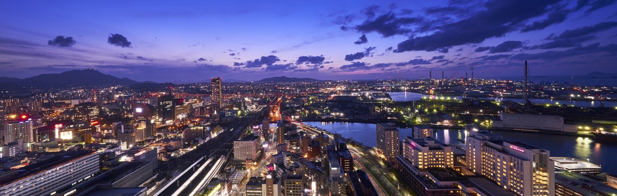 ホテルから望む北九州市の夜景イメージ