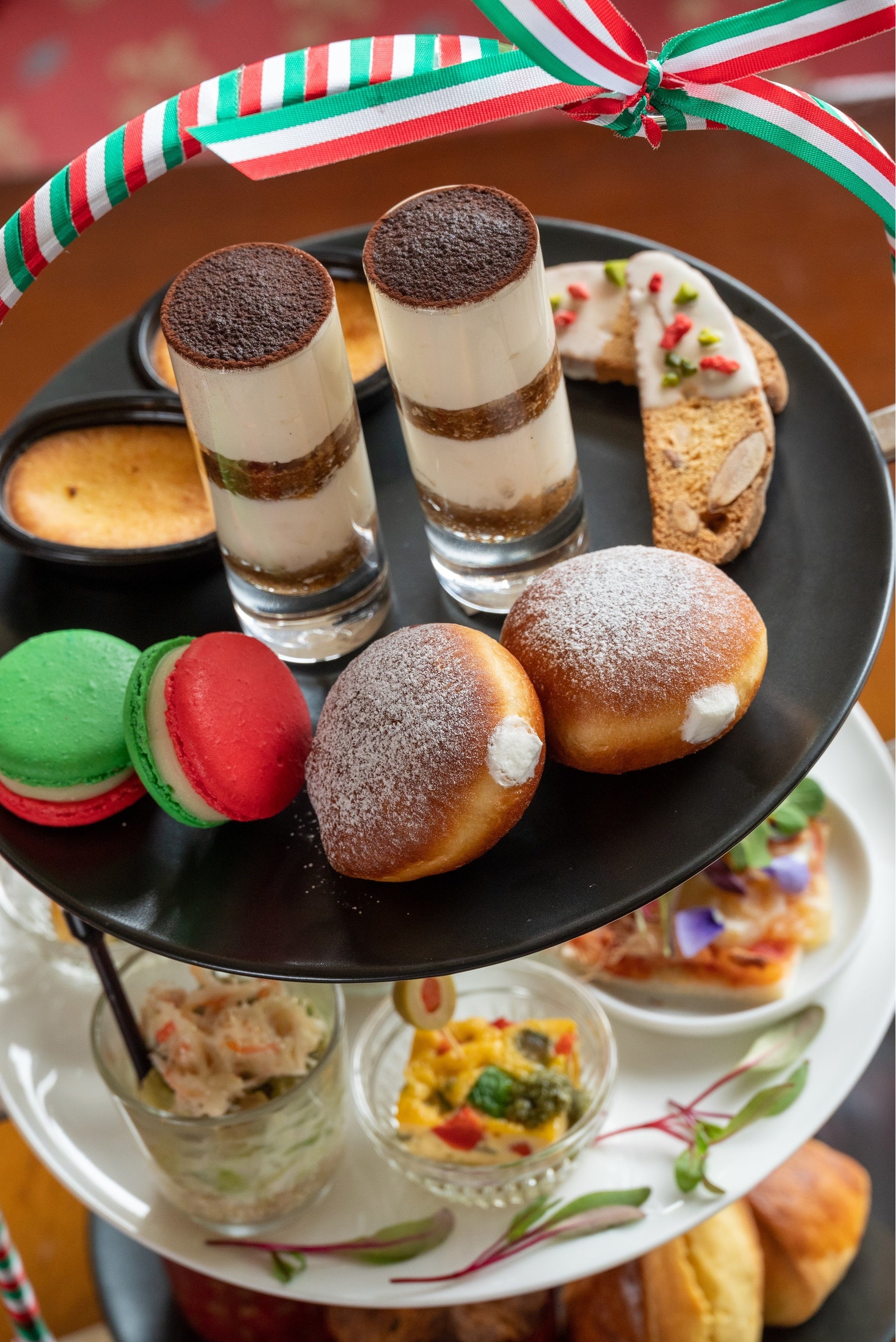 イタリアの伝統的なスイーツをラインアップ