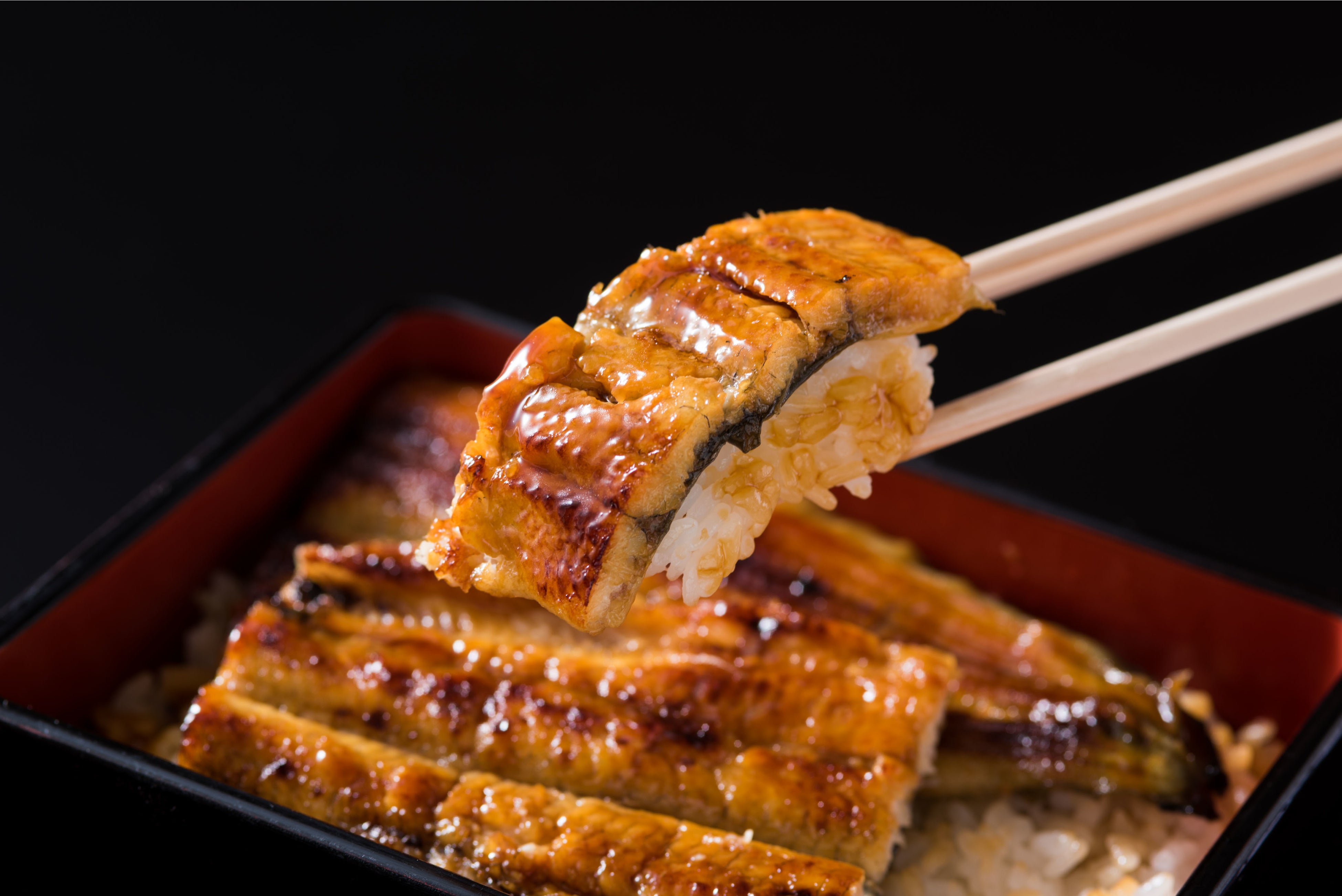 「鰻重（肝吸い・香の物付）」