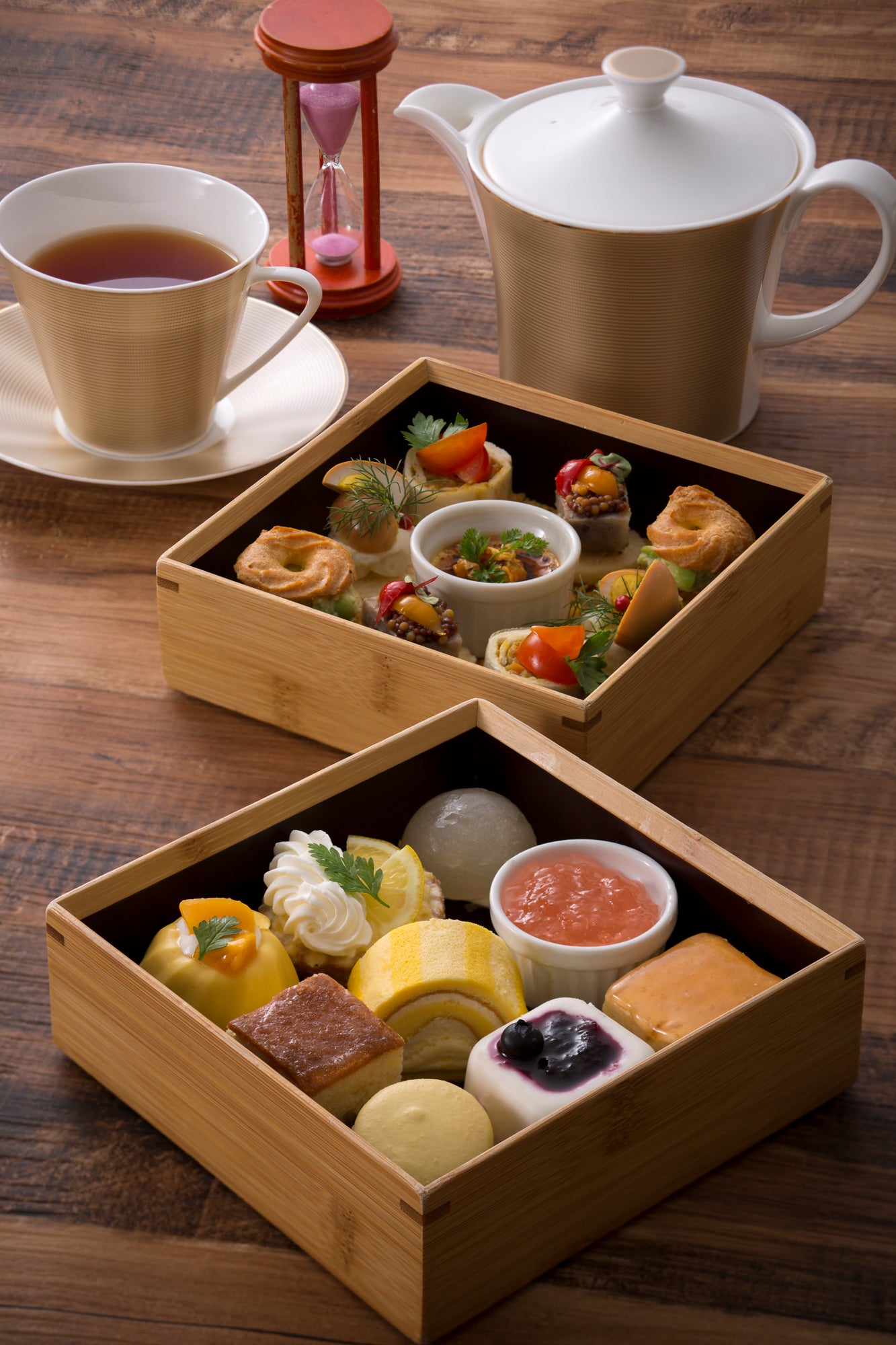 真夏のアフタヌーンティーセット　イメージ