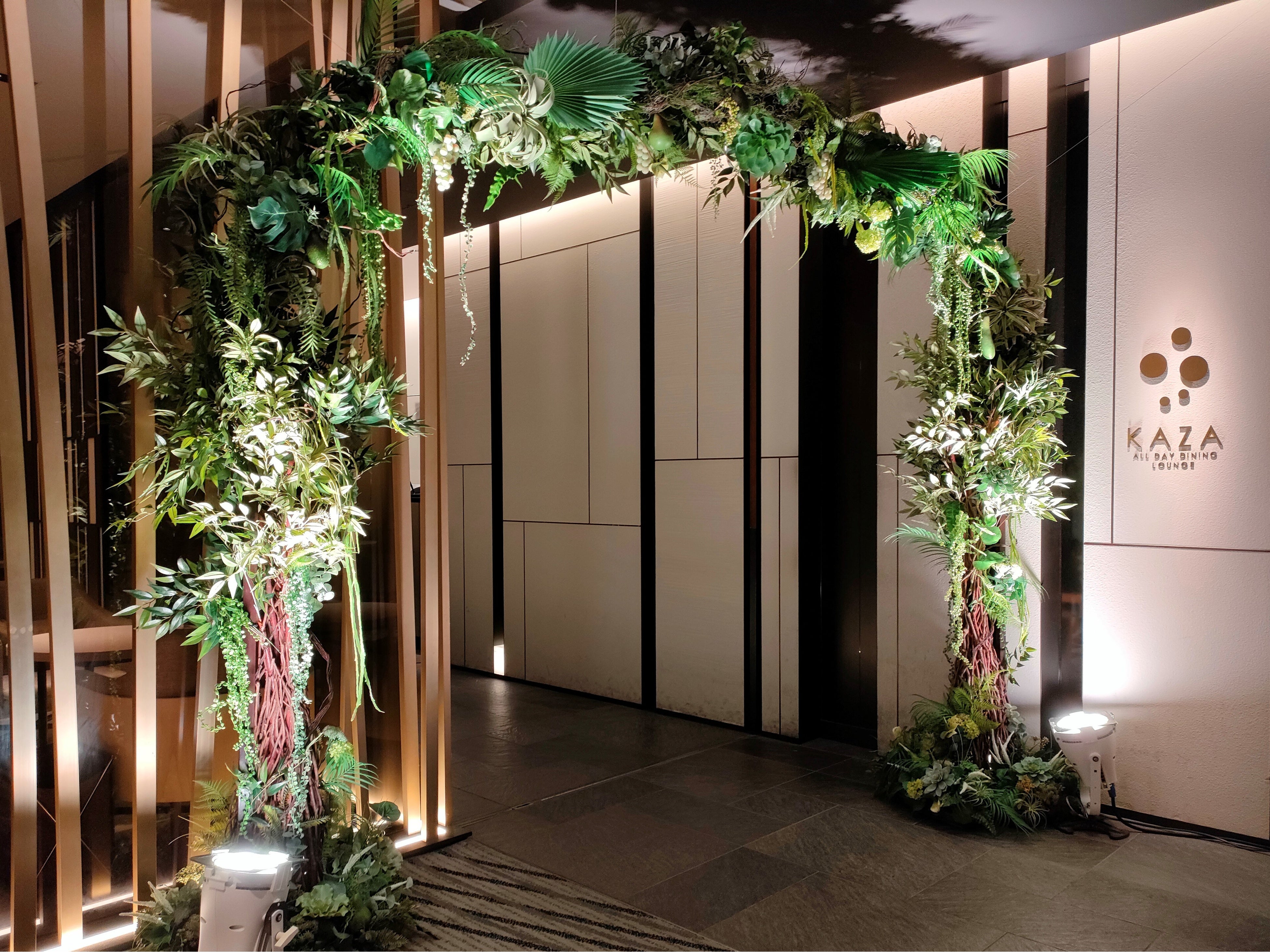 「オールデイダイニング カザ」店内入口イメージ