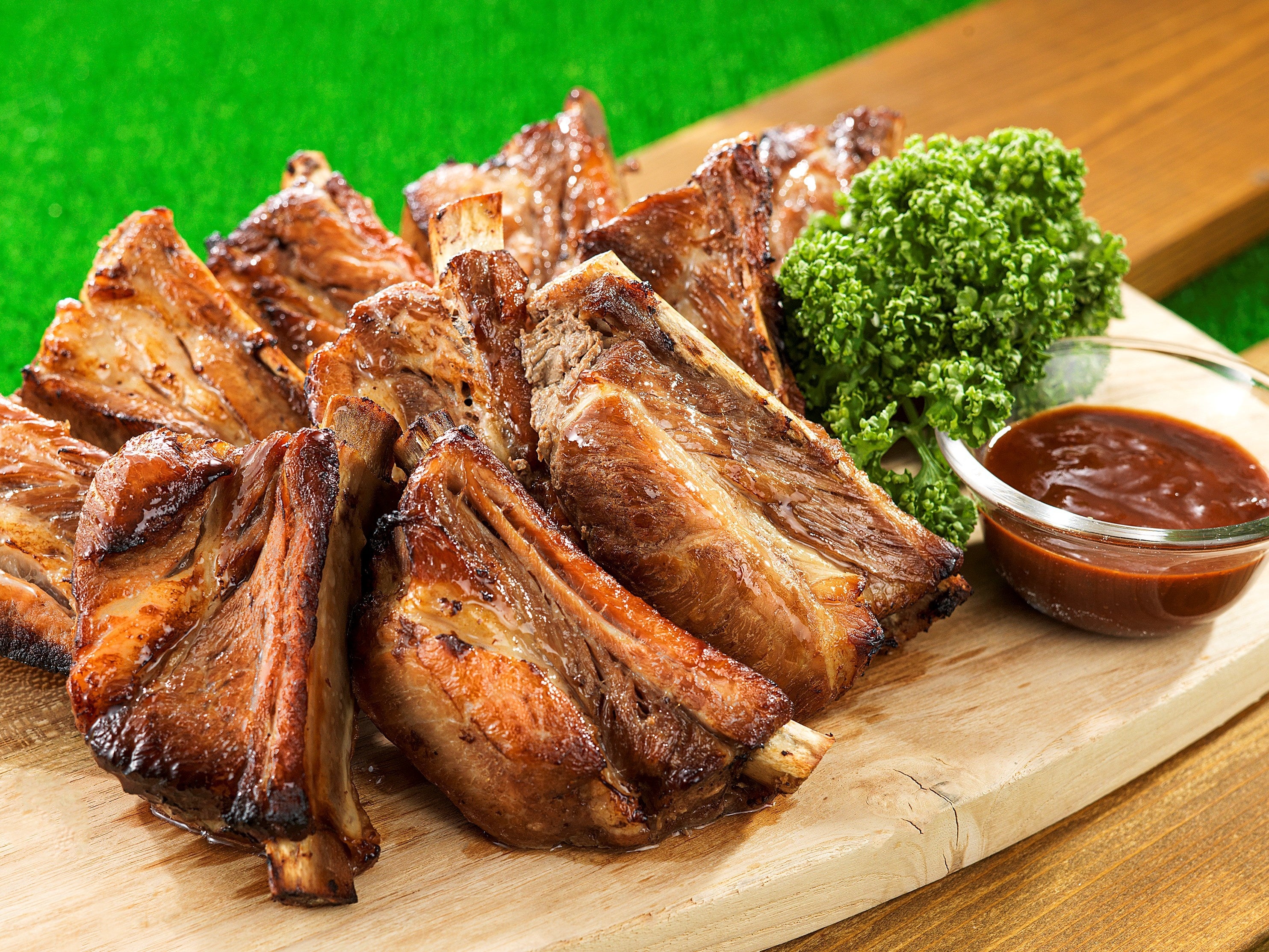 チキンのオーブン焼き メキシカンタコソースとトウモロコシ