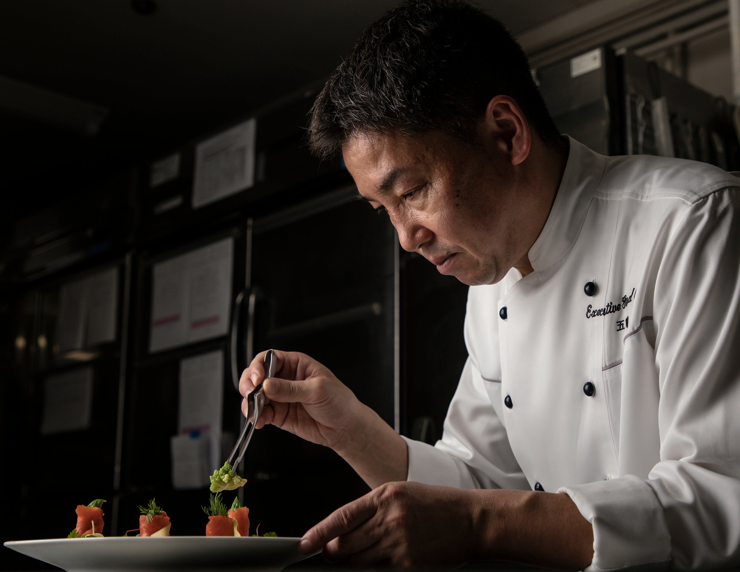 専任料理長　五嶋 啓太