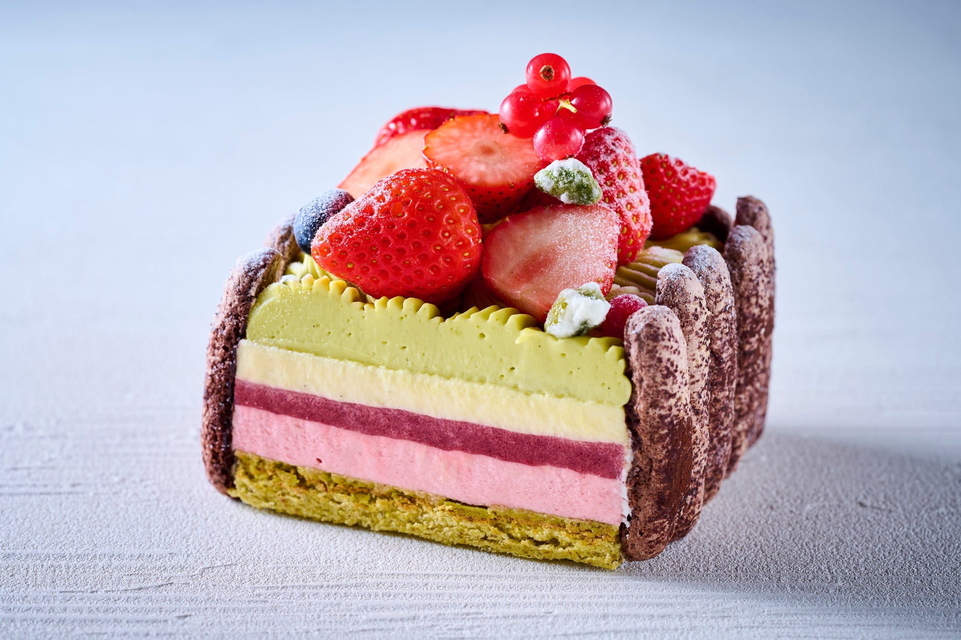 「Gateau de Noel de lours (ガトー・ドゥ・ノエル・ドゥ・ロー)~くまサンタからの贈り物~」断面イメージ