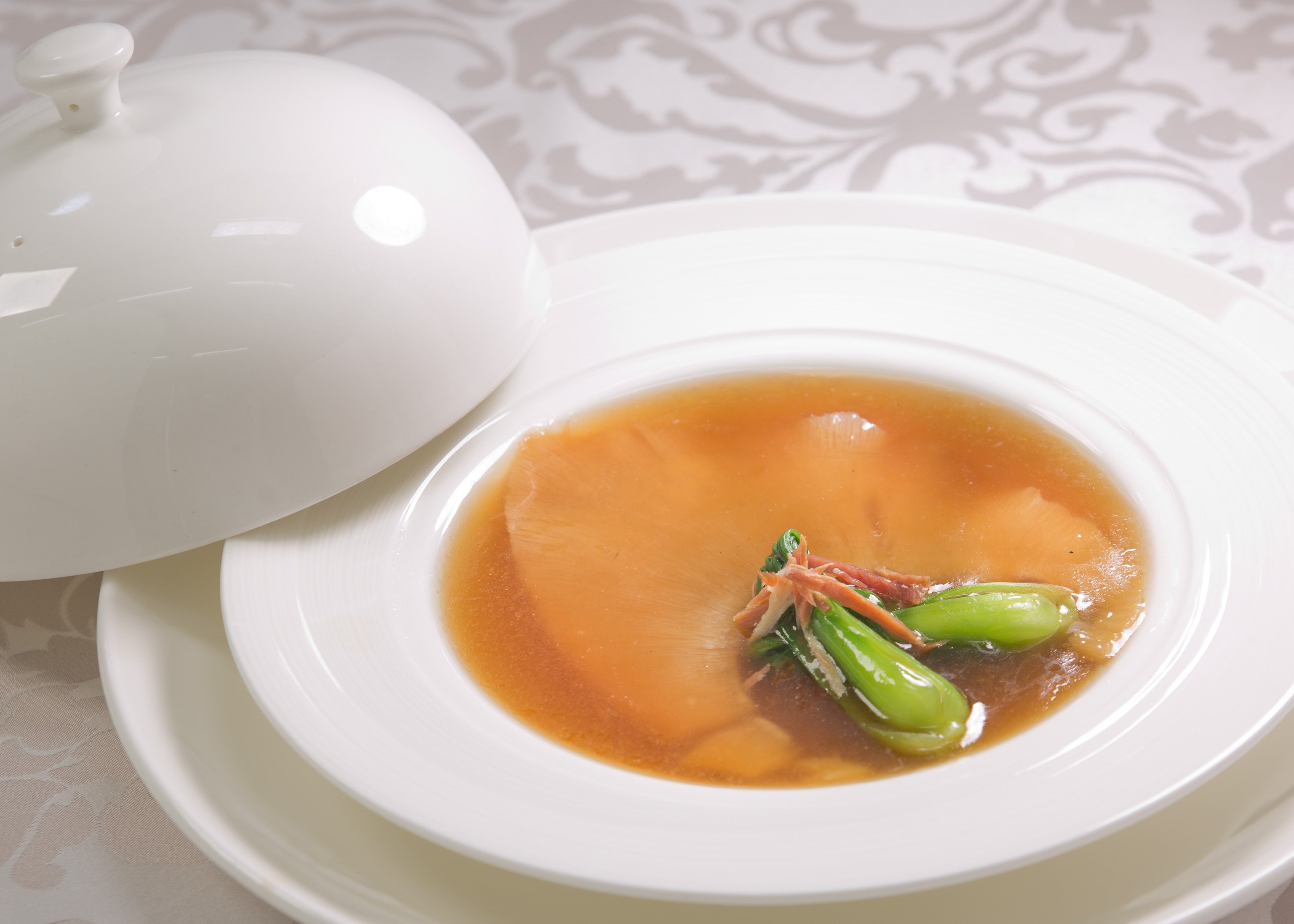 「フカヒレの姿煮込み」イメージ