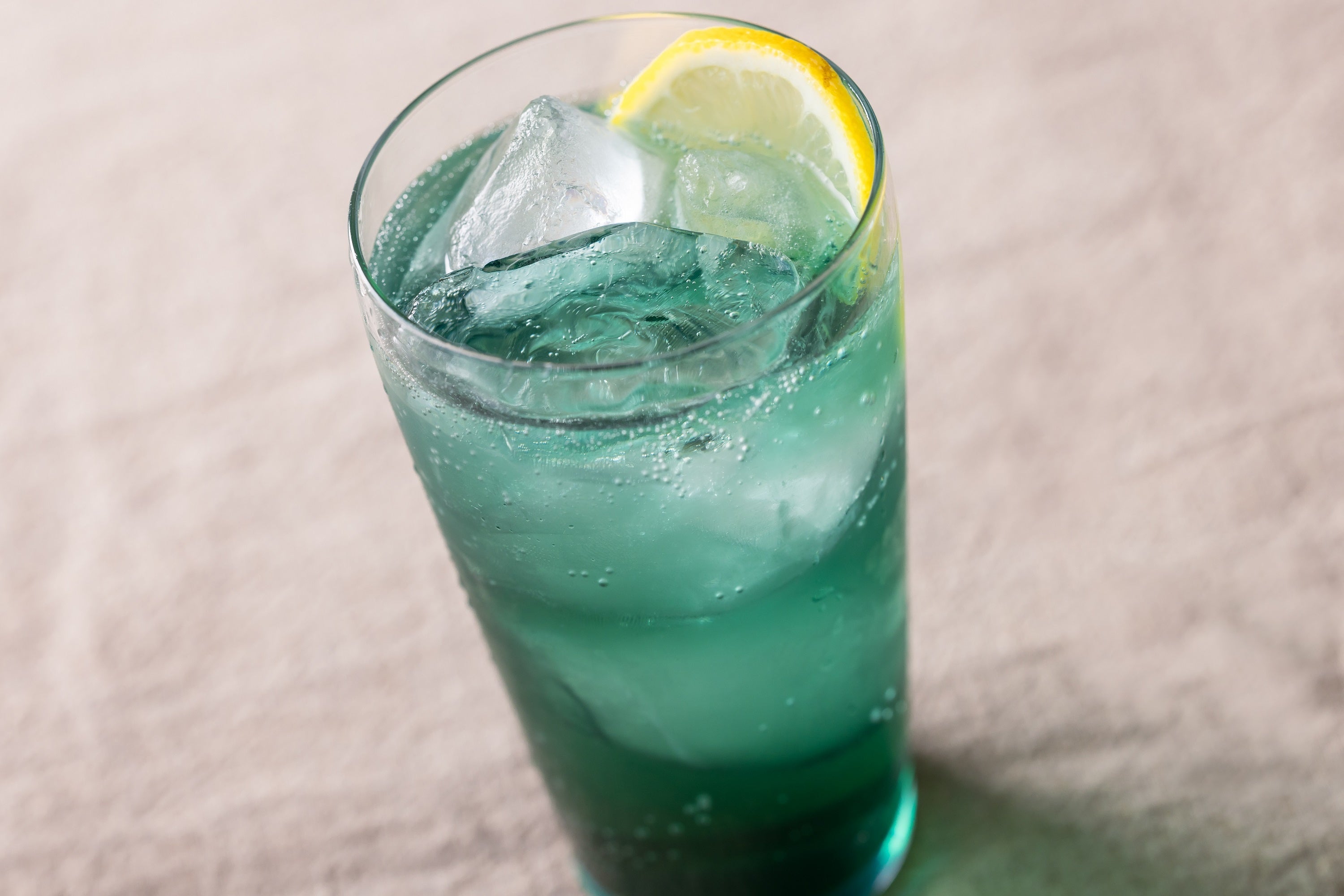 『Silent + Blue ～悲しみを超えて～』