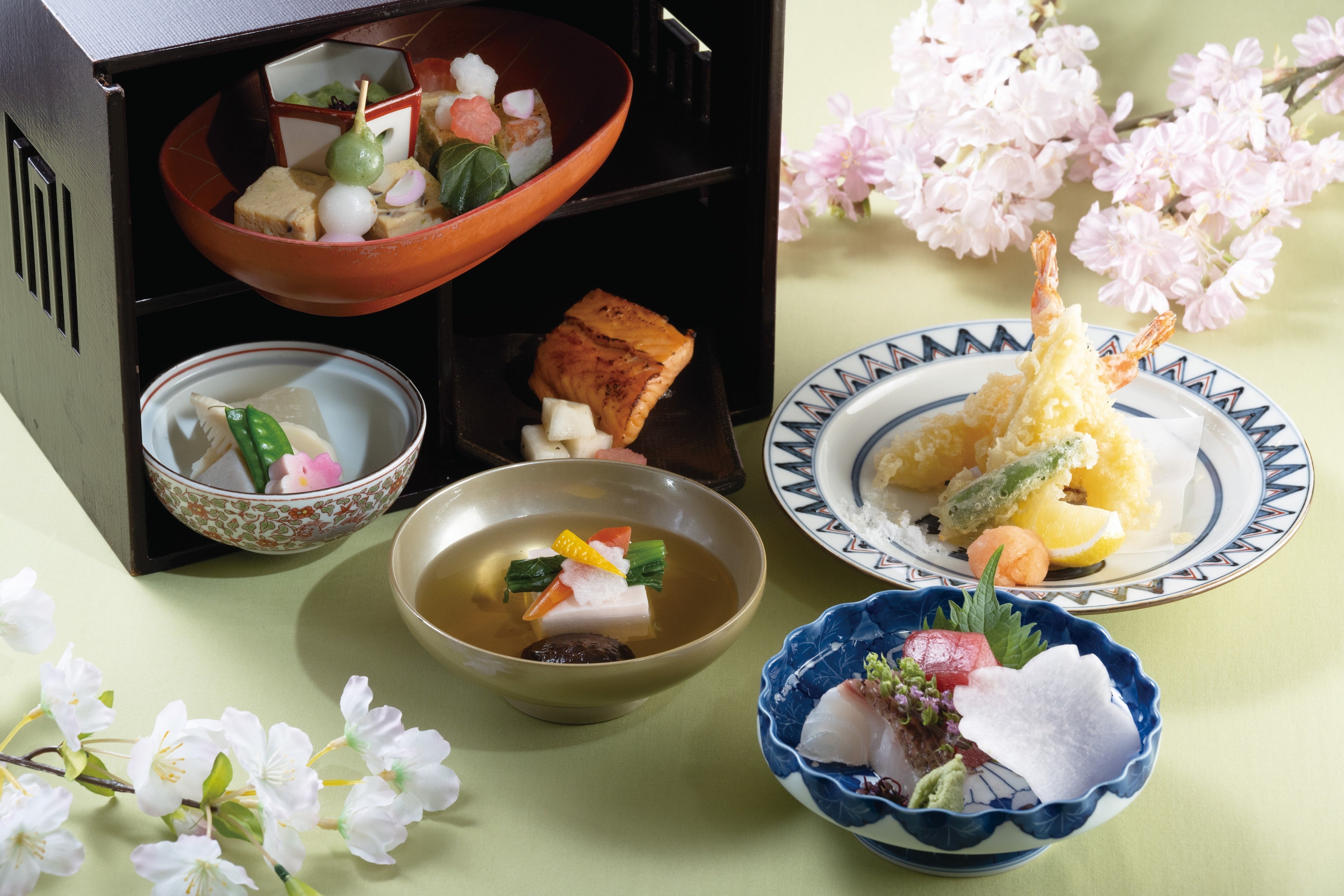 「四季の野点箱」イメージ