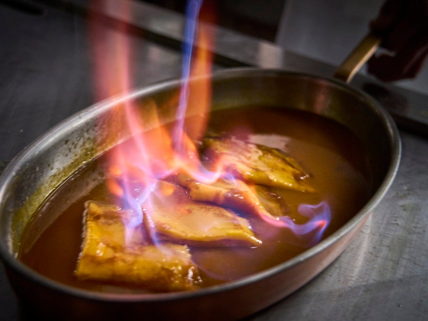 フランベ　イメージ