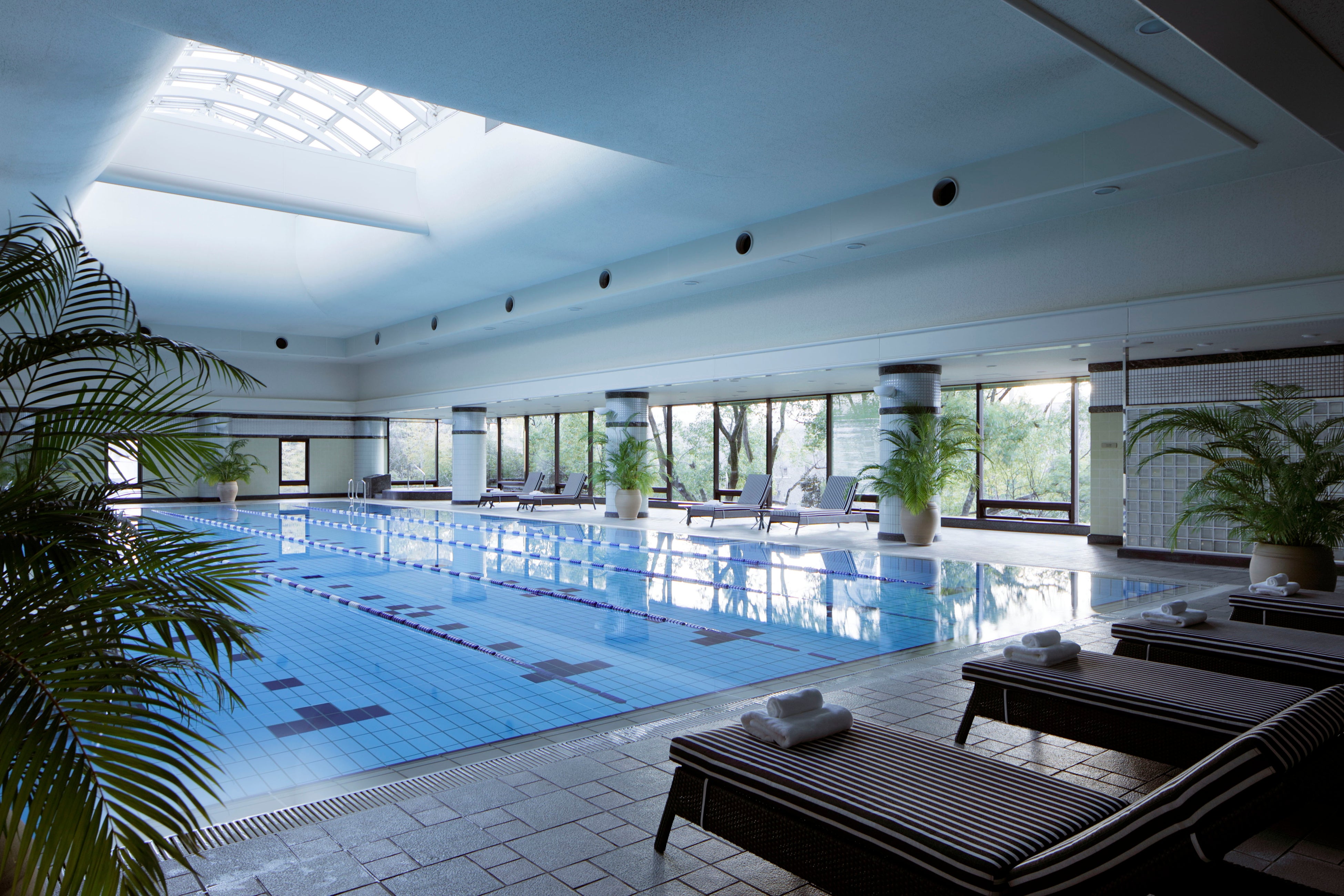 ヘルスクラブ（プール）